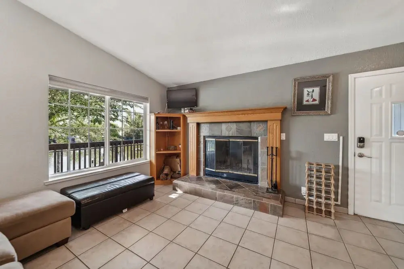 Lakeside Retreat With Private Boat Ramp 3 Bedroom Home by RedAwning