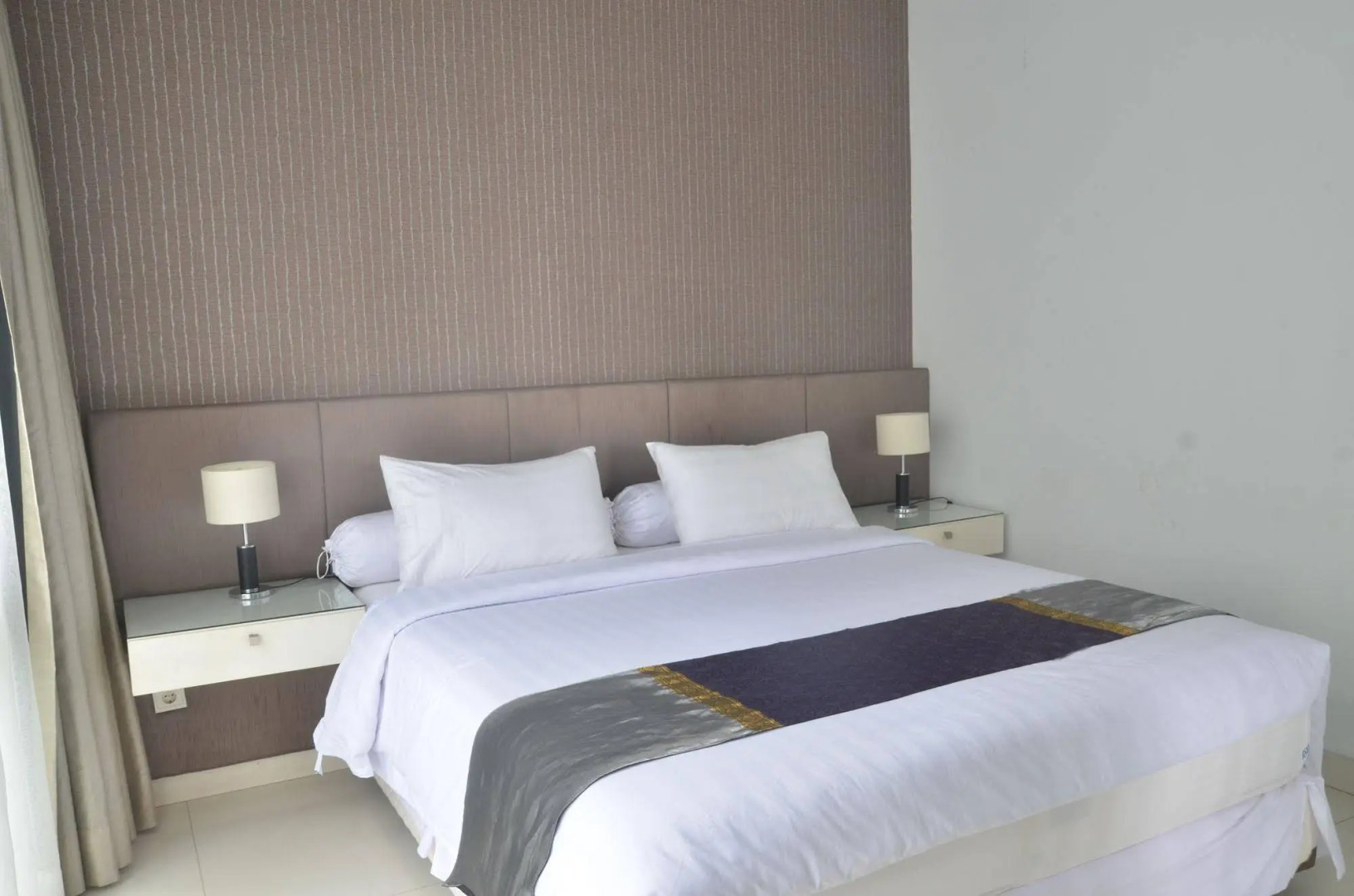 BreezeBlows City View 5BR with Pool + Familly Room