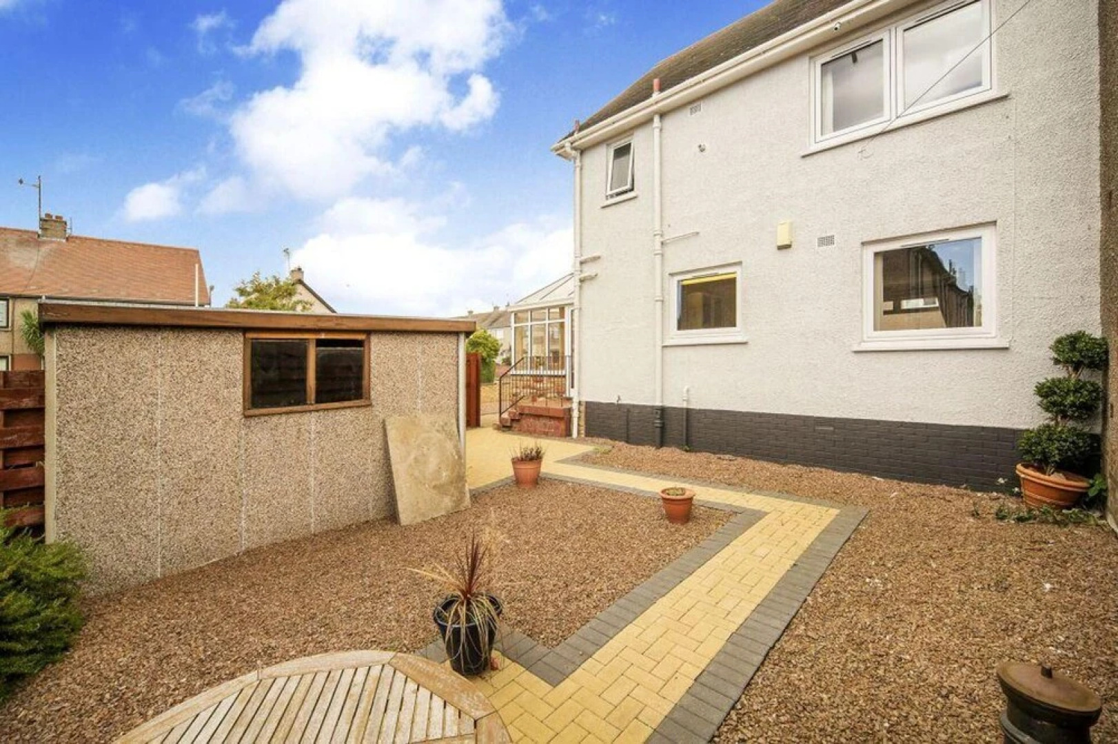 Beautiful Three Bedroom Seaside Retreat