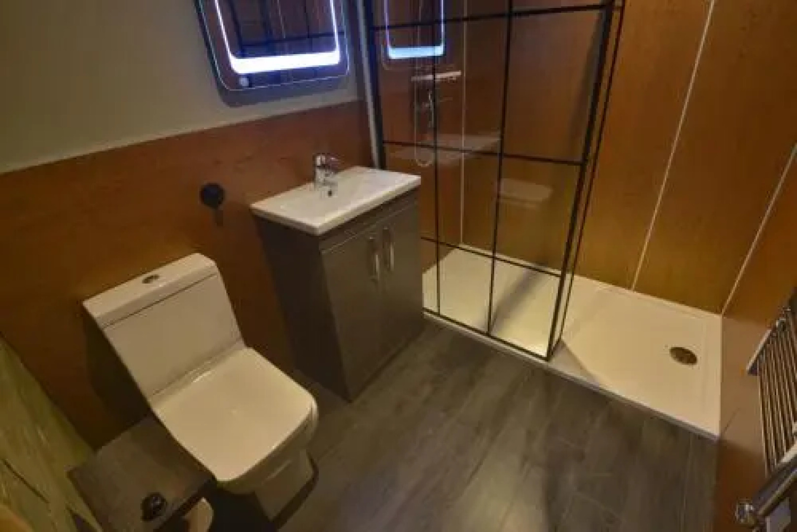 Inchree Rooms & Chalets