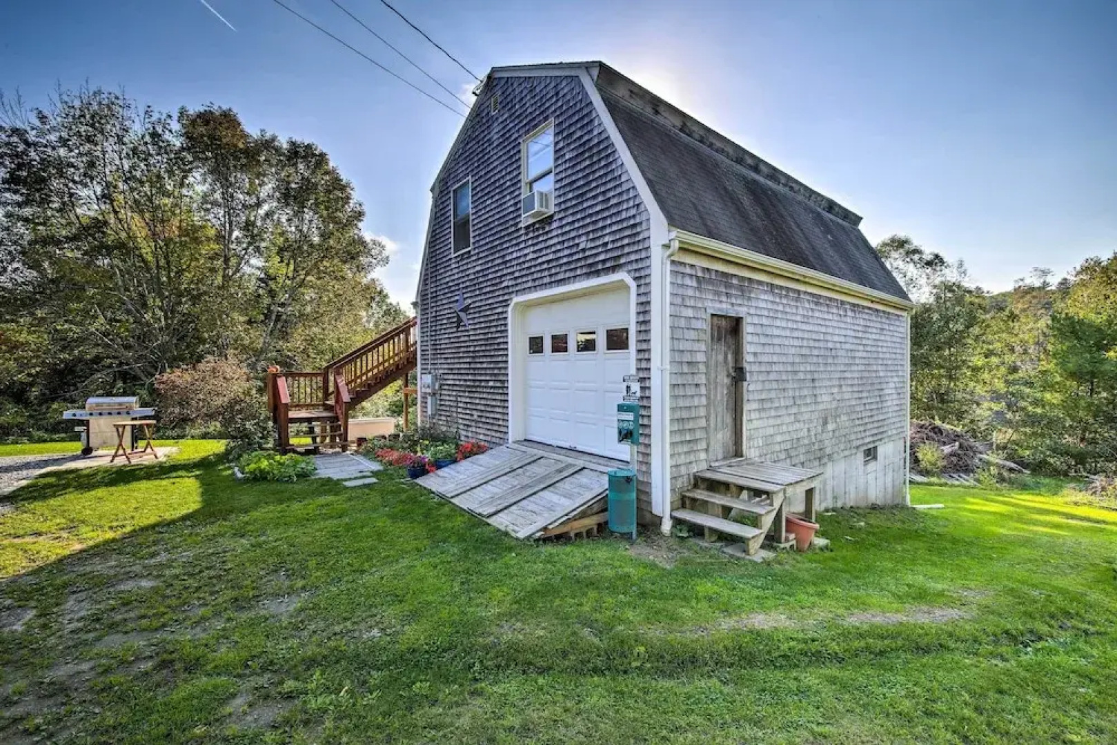 Boothbay Apt w/ Furnished Deck ~ 1 Mi to Bay