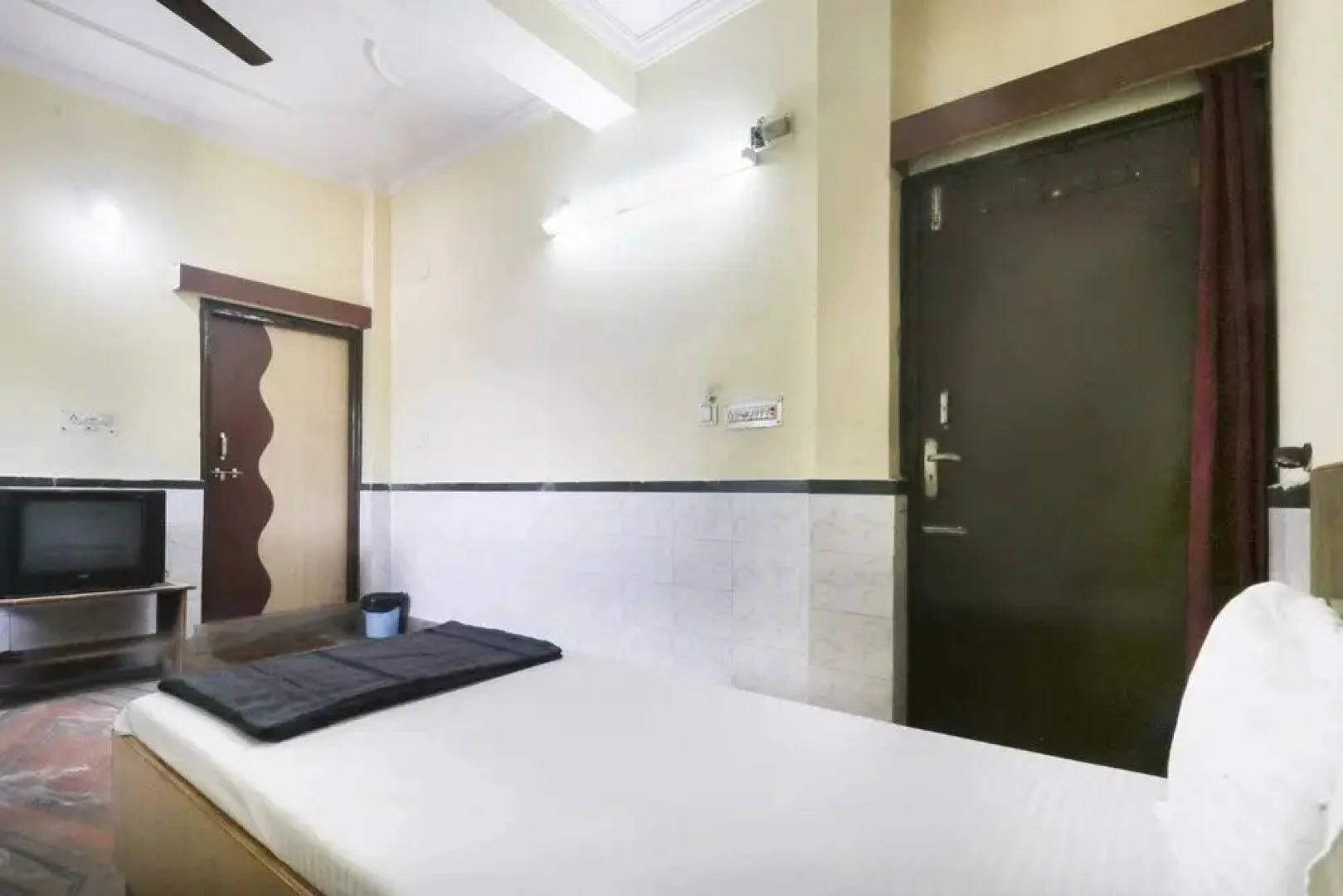 Hotel Ganapati by OYO Rooms
