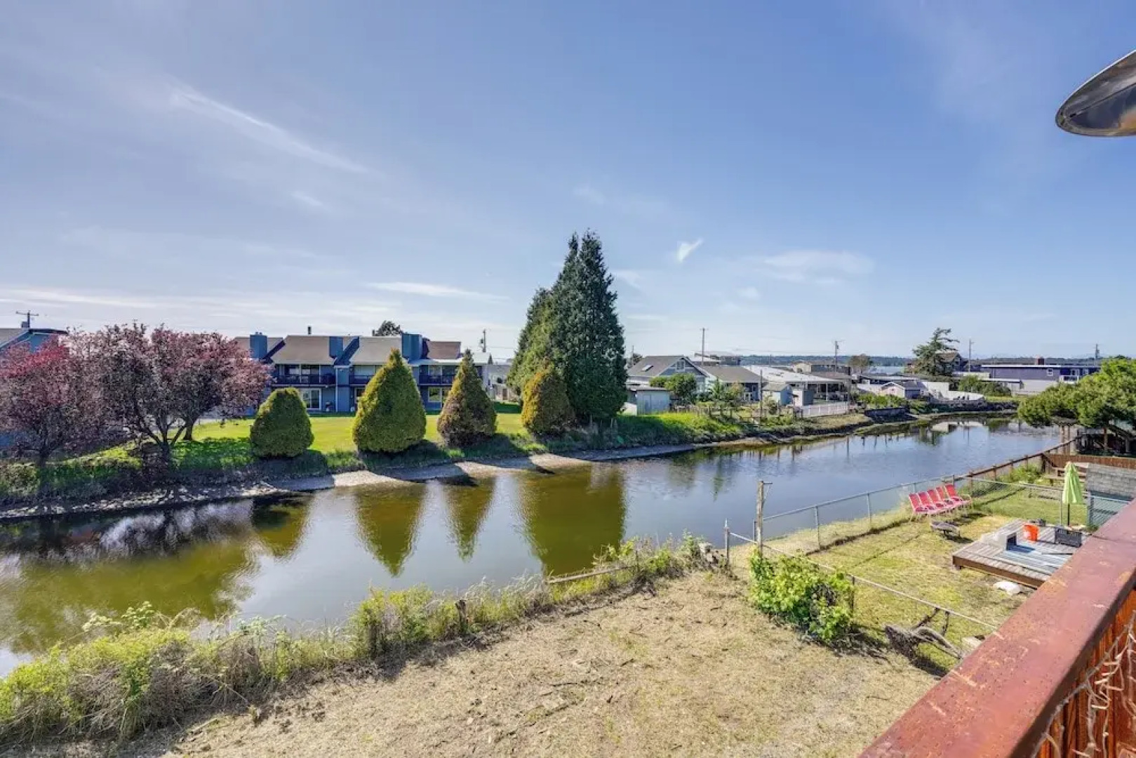 Waterfront Birch Bay Rental - Walk to Beach!