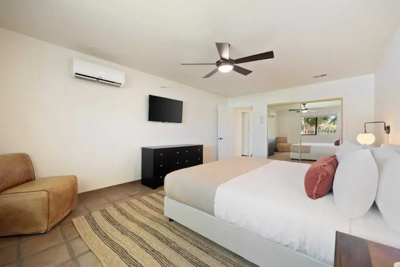 Sleeps 20! Architectural Mansion w/ Pool, Indoor Tennis Court, Game Room Starlight Estate by Avantstay