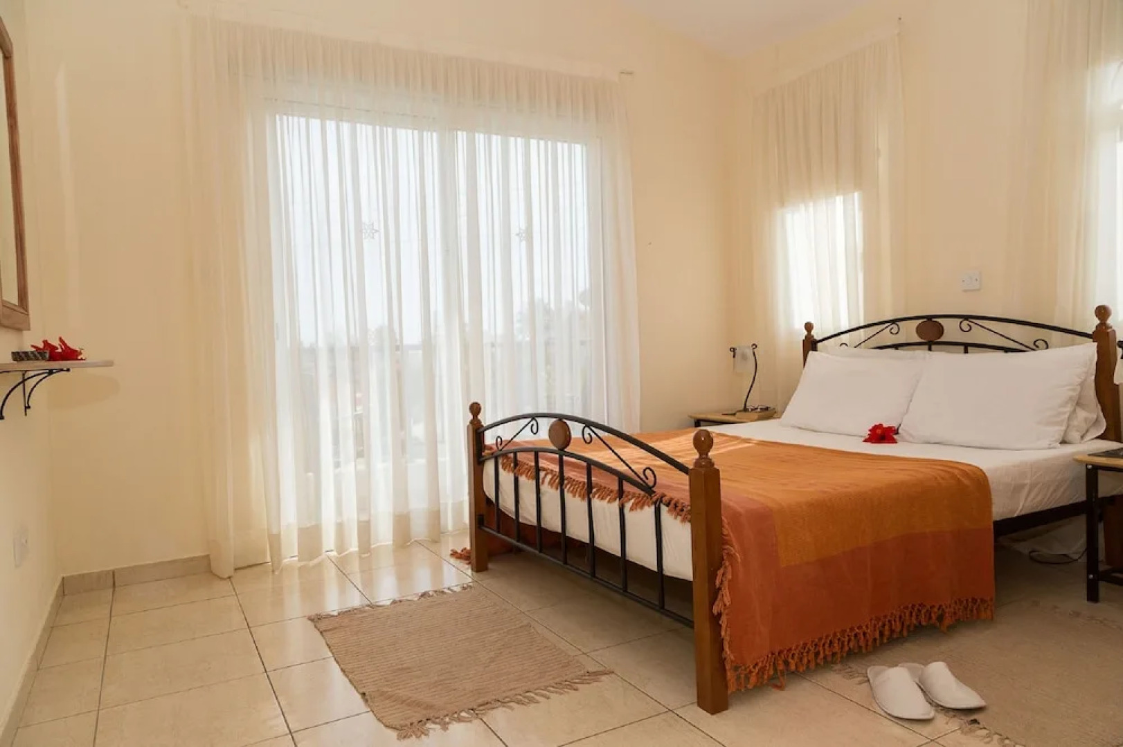 Coral Bay Sunbeam Villa