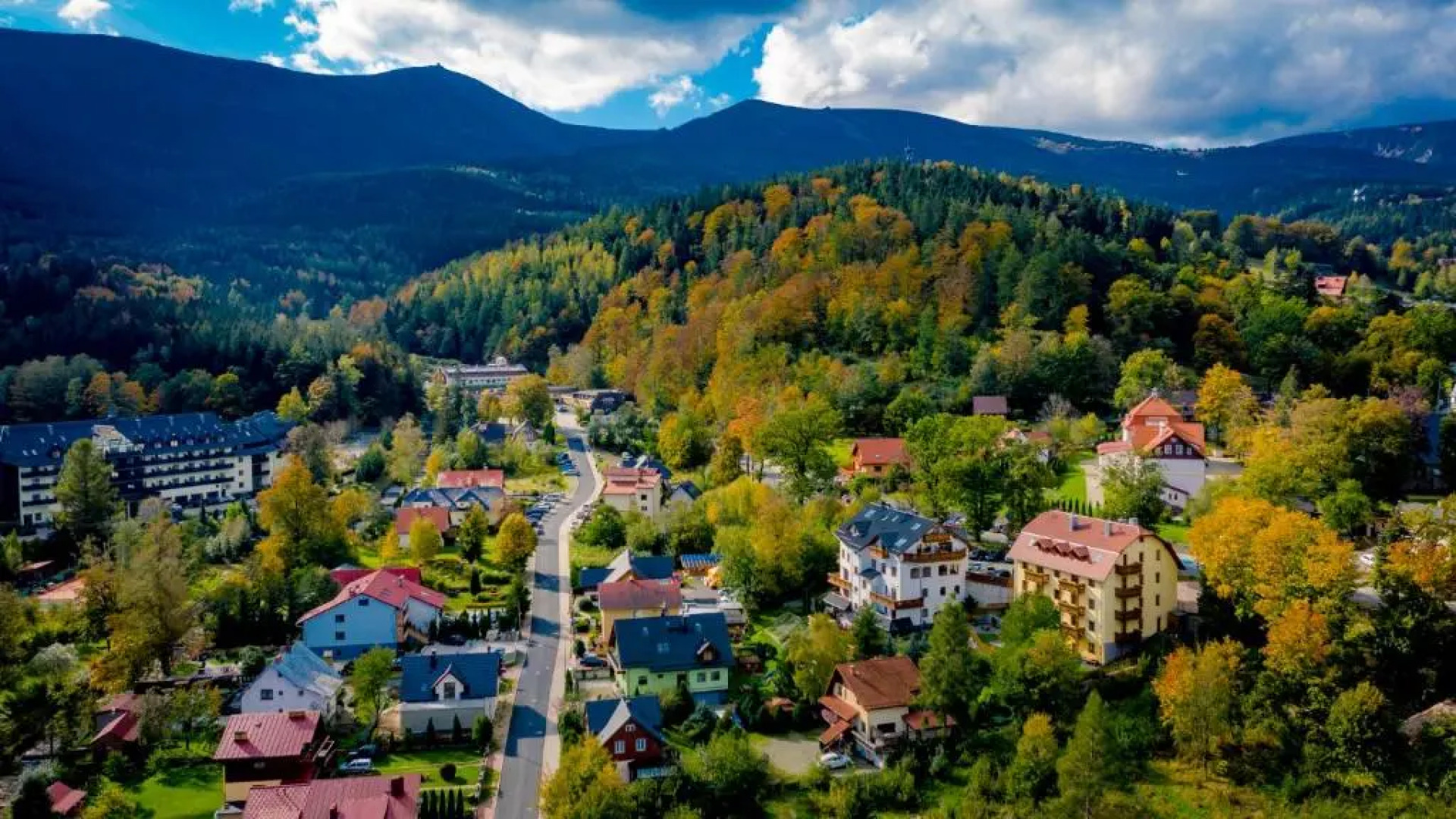 Sun & Snow Centrum Obrońców Pokoju