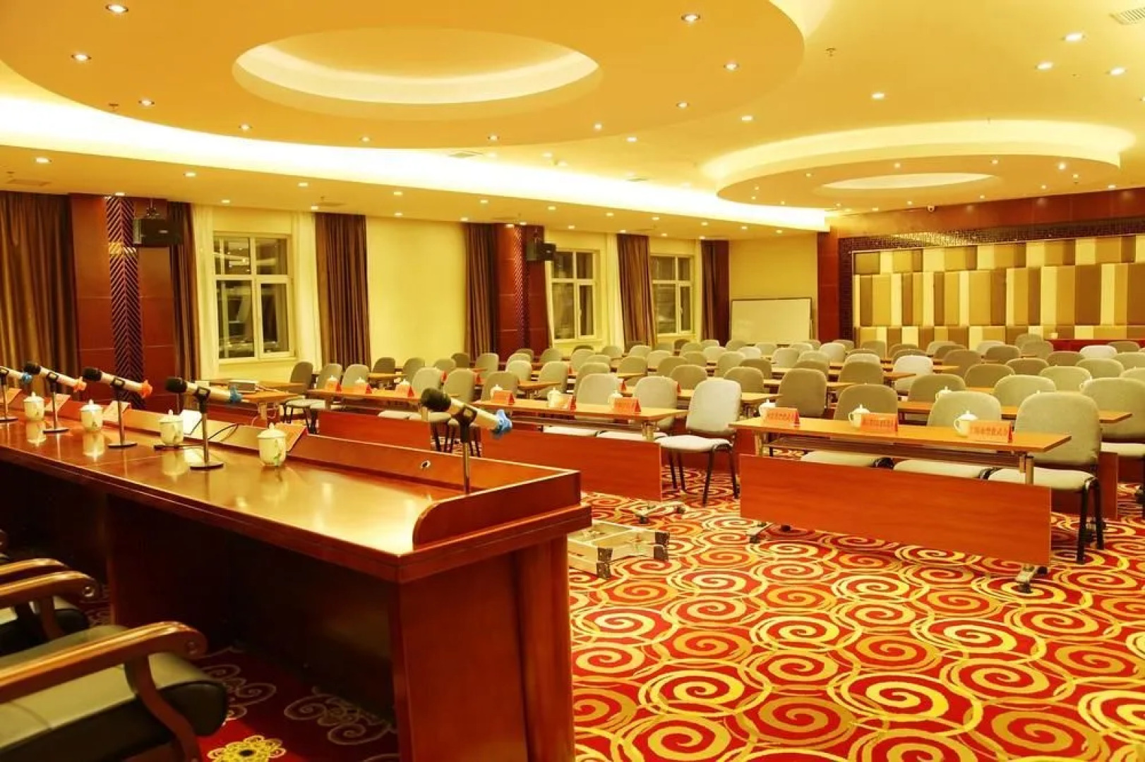 Qinghai Jianxiang Yixin Hotel