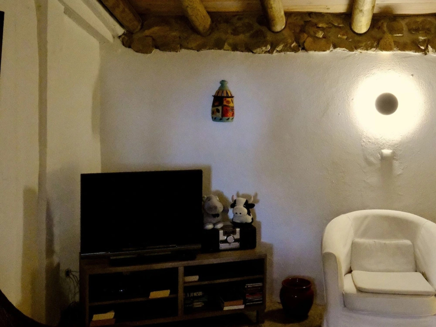 Attractive Portuguese Farm With Modern Decoration