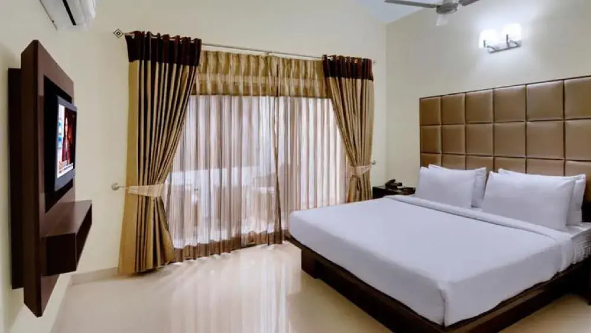 The Golden Suites & Spa Calangute Hotel