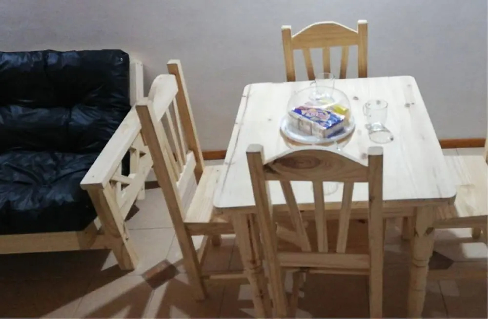 Private House - Airport