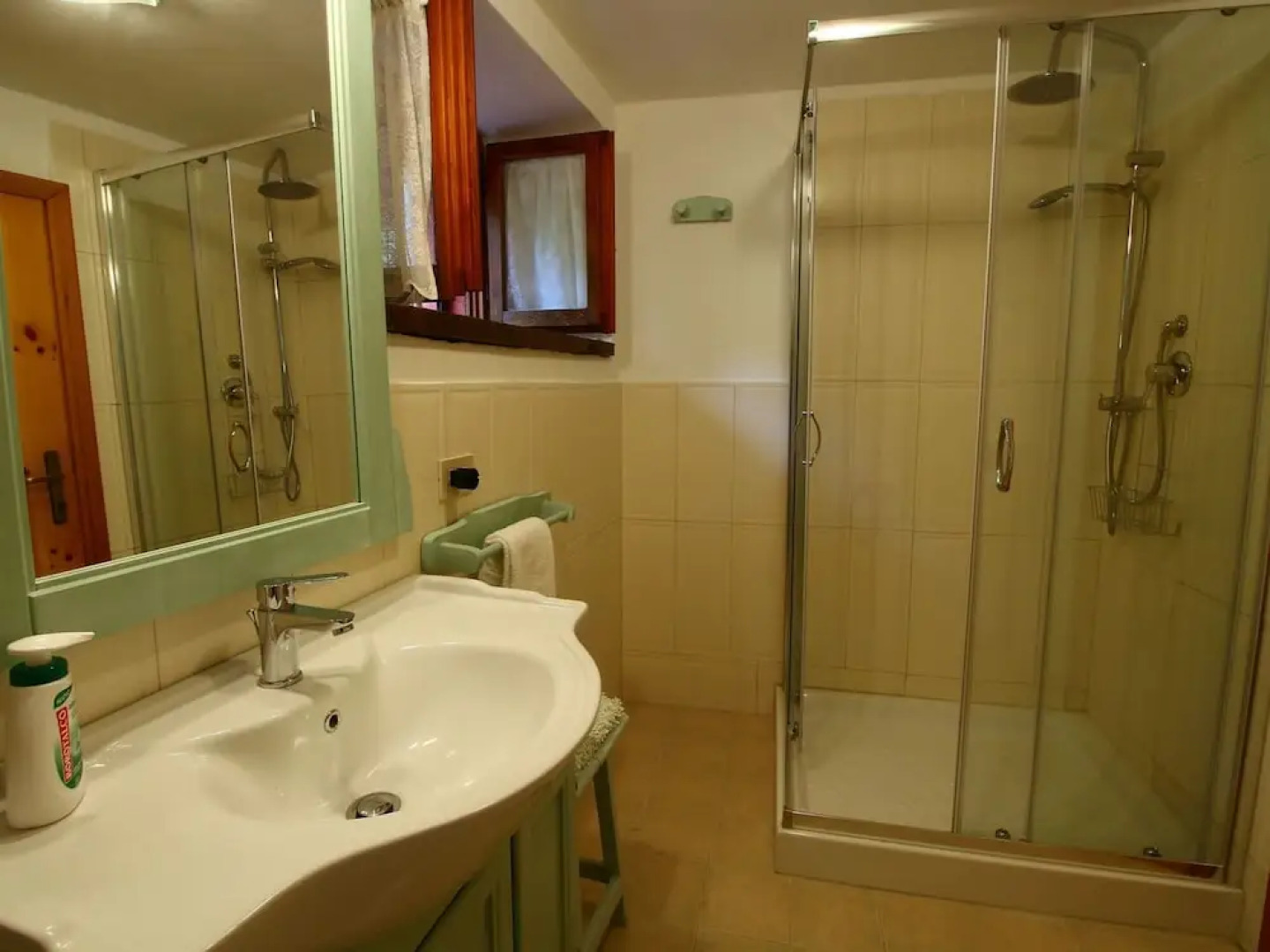 Modern Villa with Private Pool in Fabriano Italy