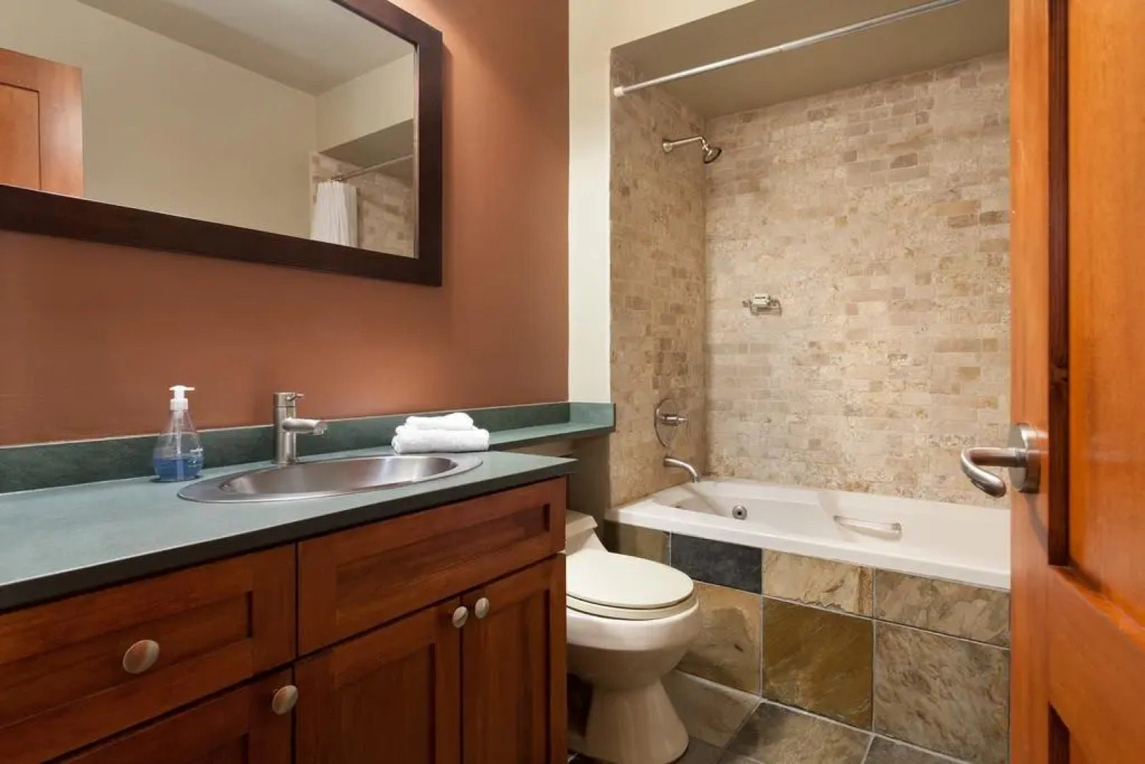 Mountain Base Retreat @ The Gables