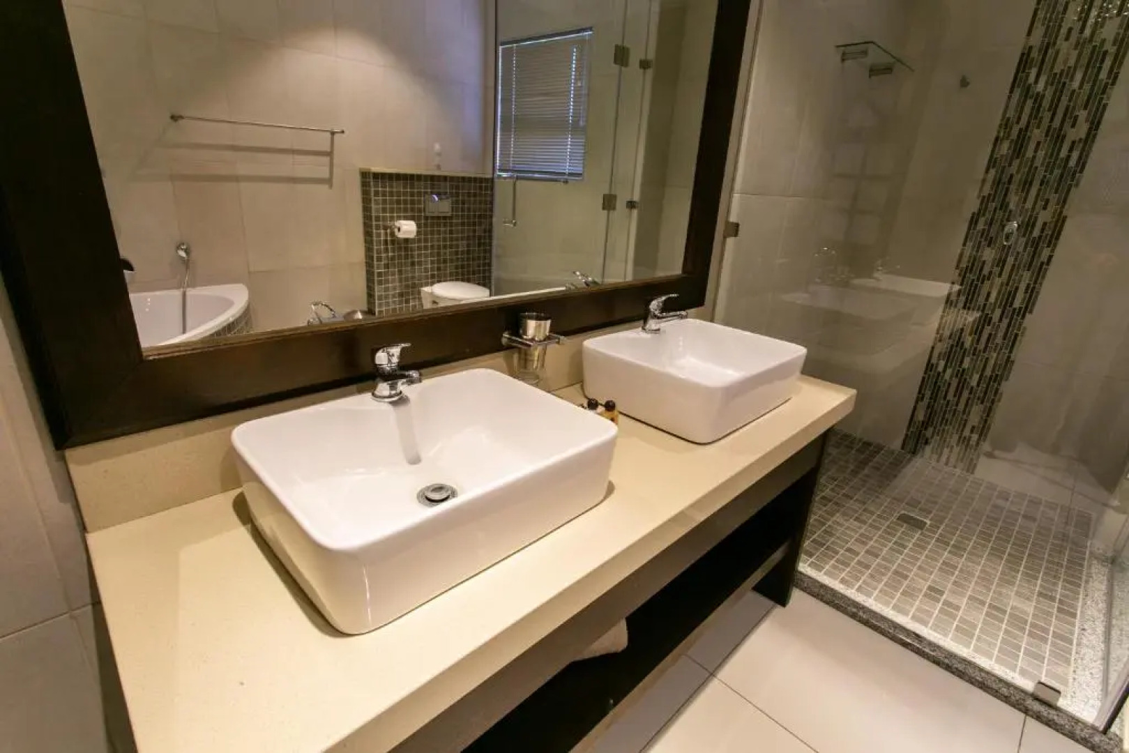 Royl Court Guesthouse