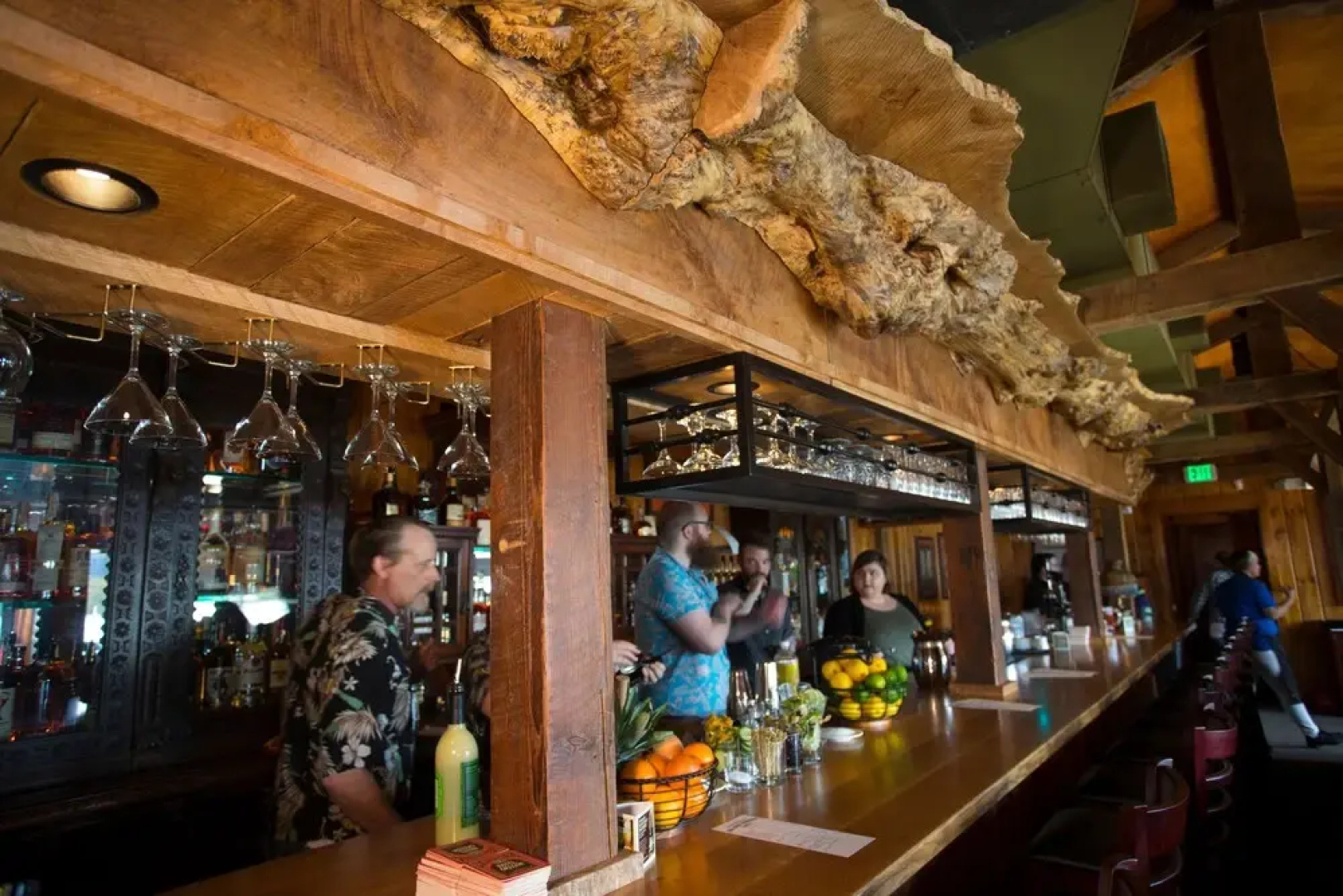 McMenamins Kalama Harbor Lodge