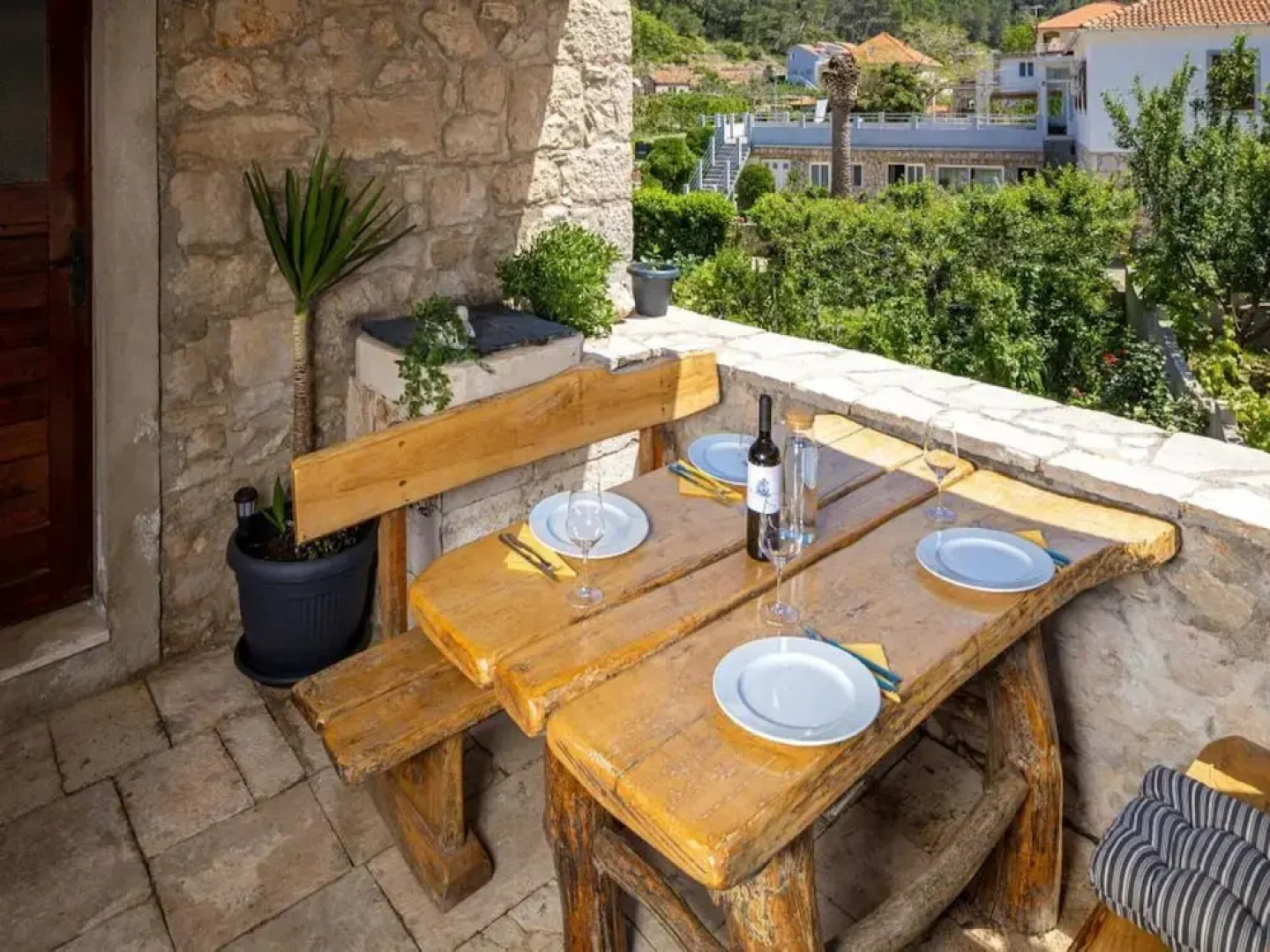 Apartments Vela Stiniva