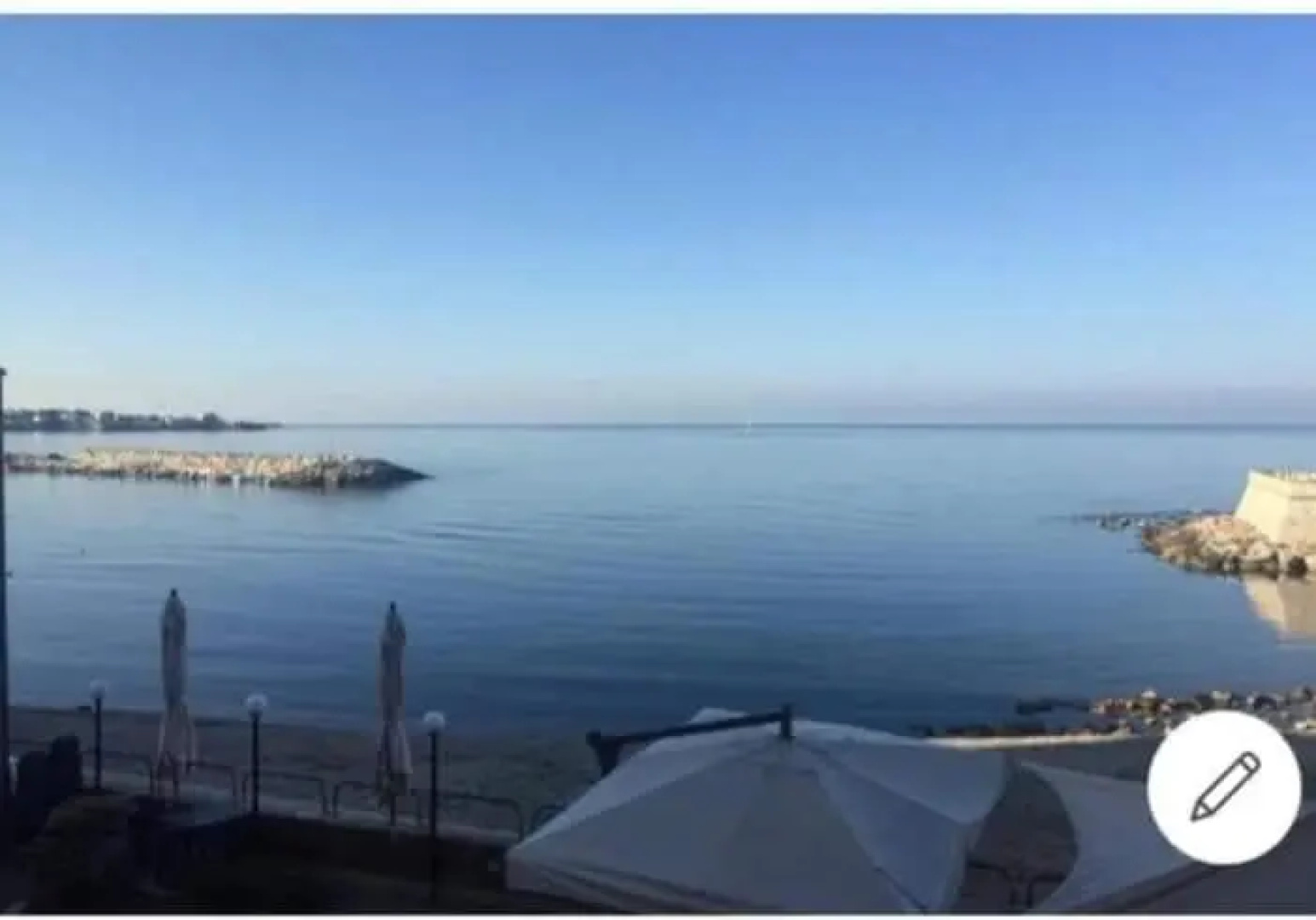 Suite beachfront near the station and Port, 5 beds