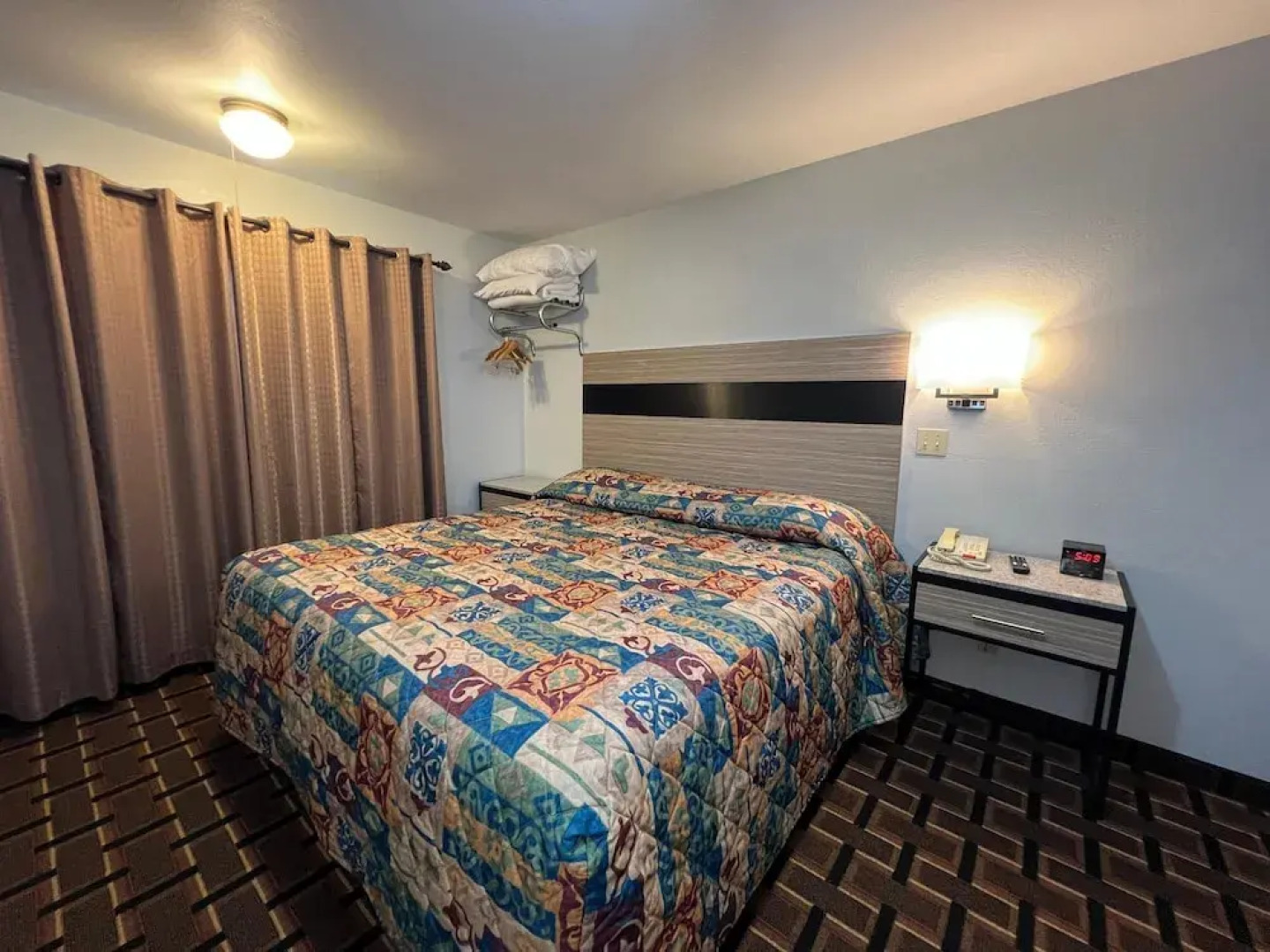 Deluxe Inn Capital O Nebraska City I 29