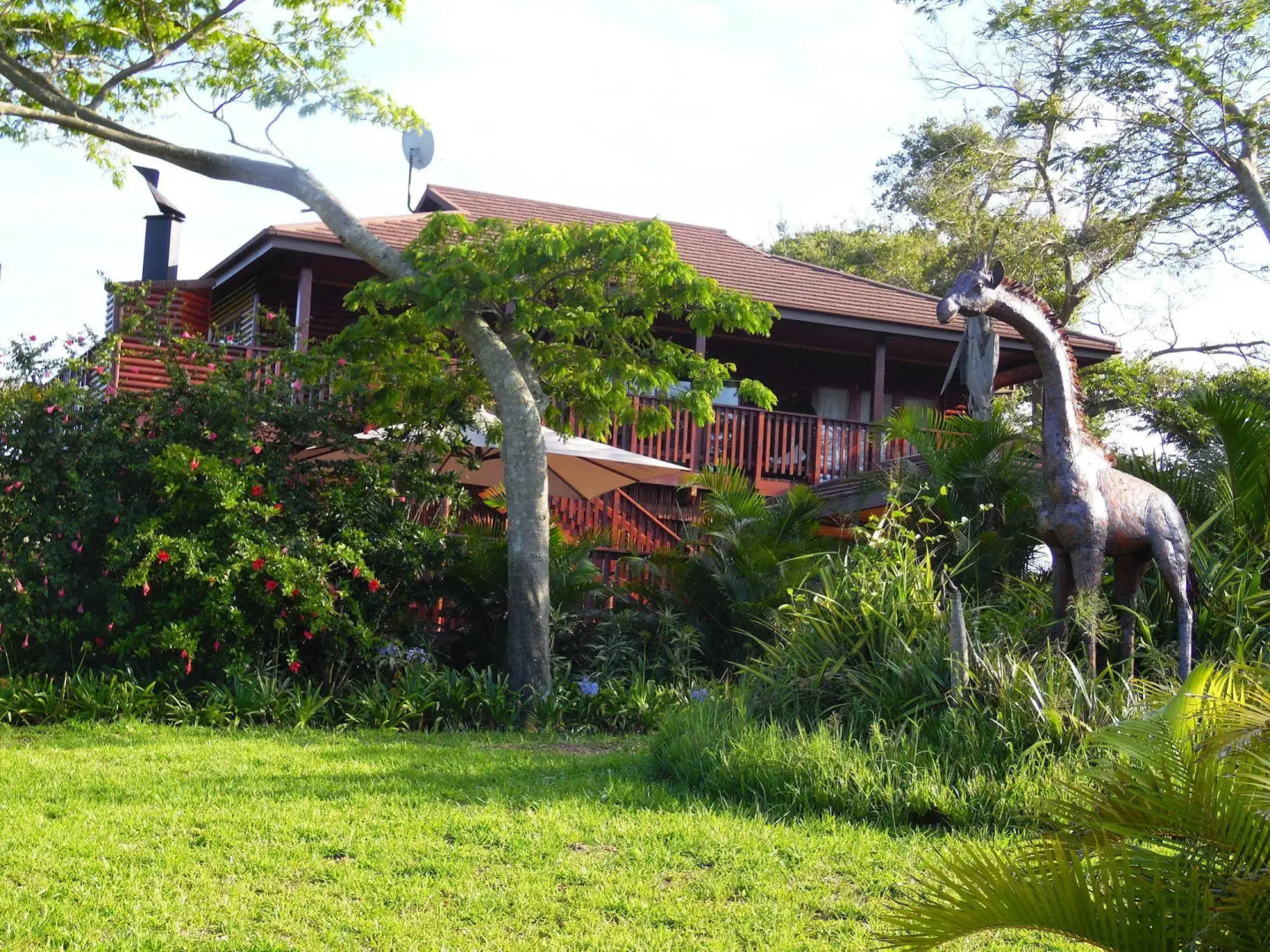 Monzi Safari Lodge