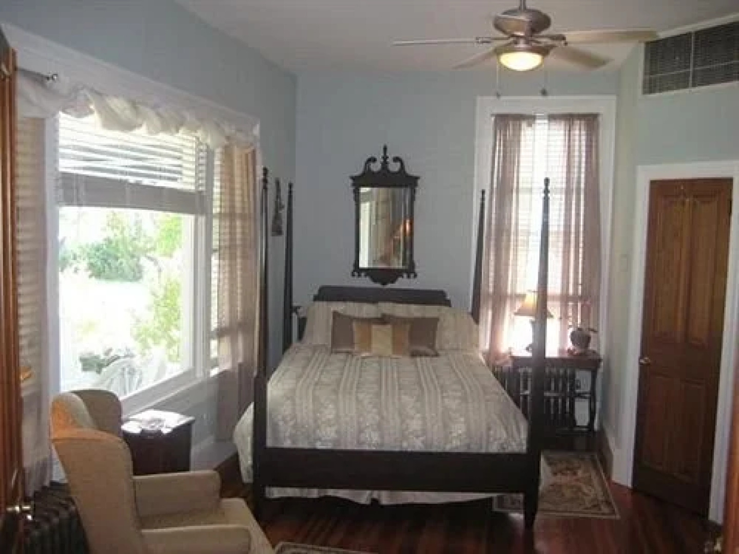 Aida's Victoriana Inn