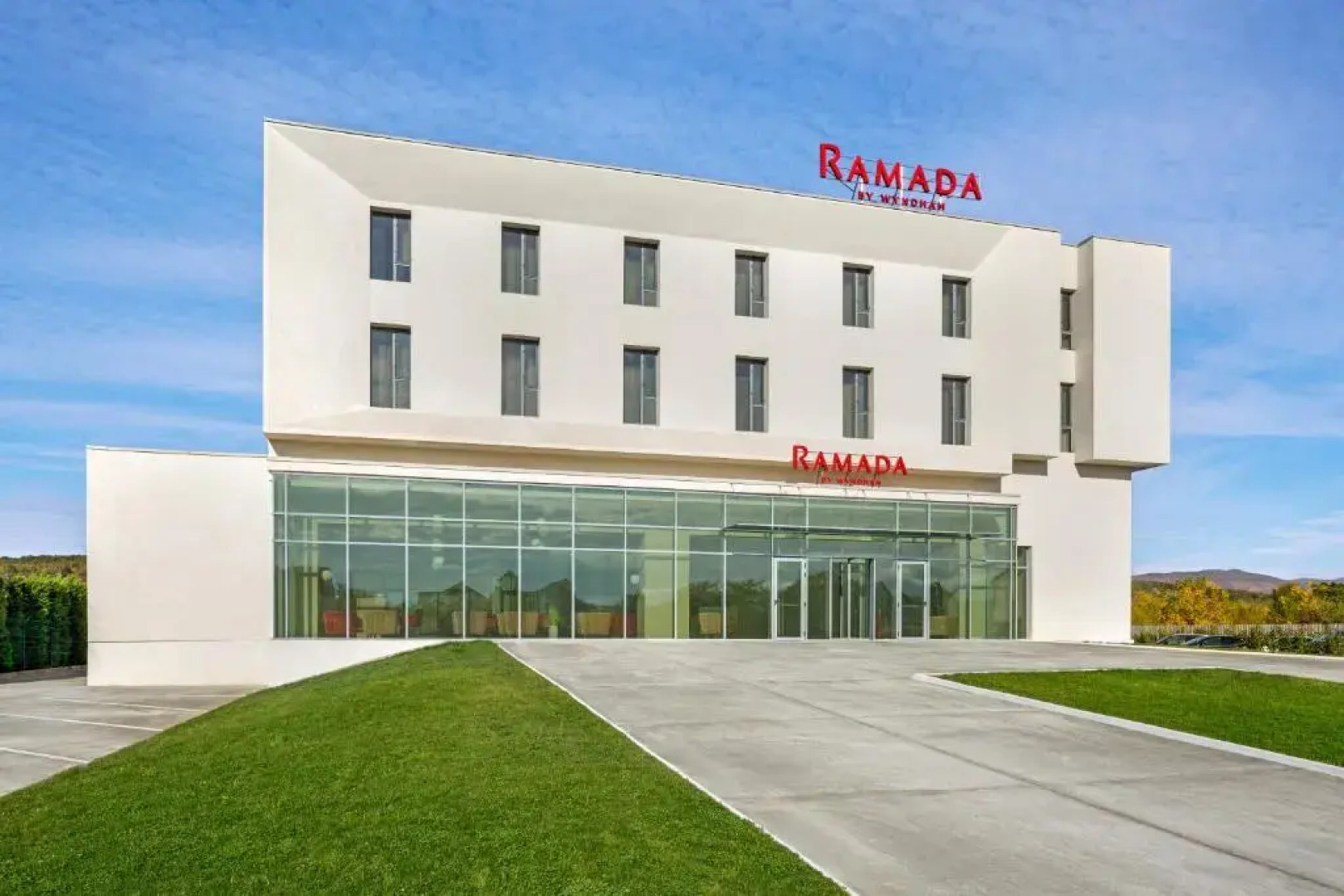 Ramada by Wyndham Targu JIU