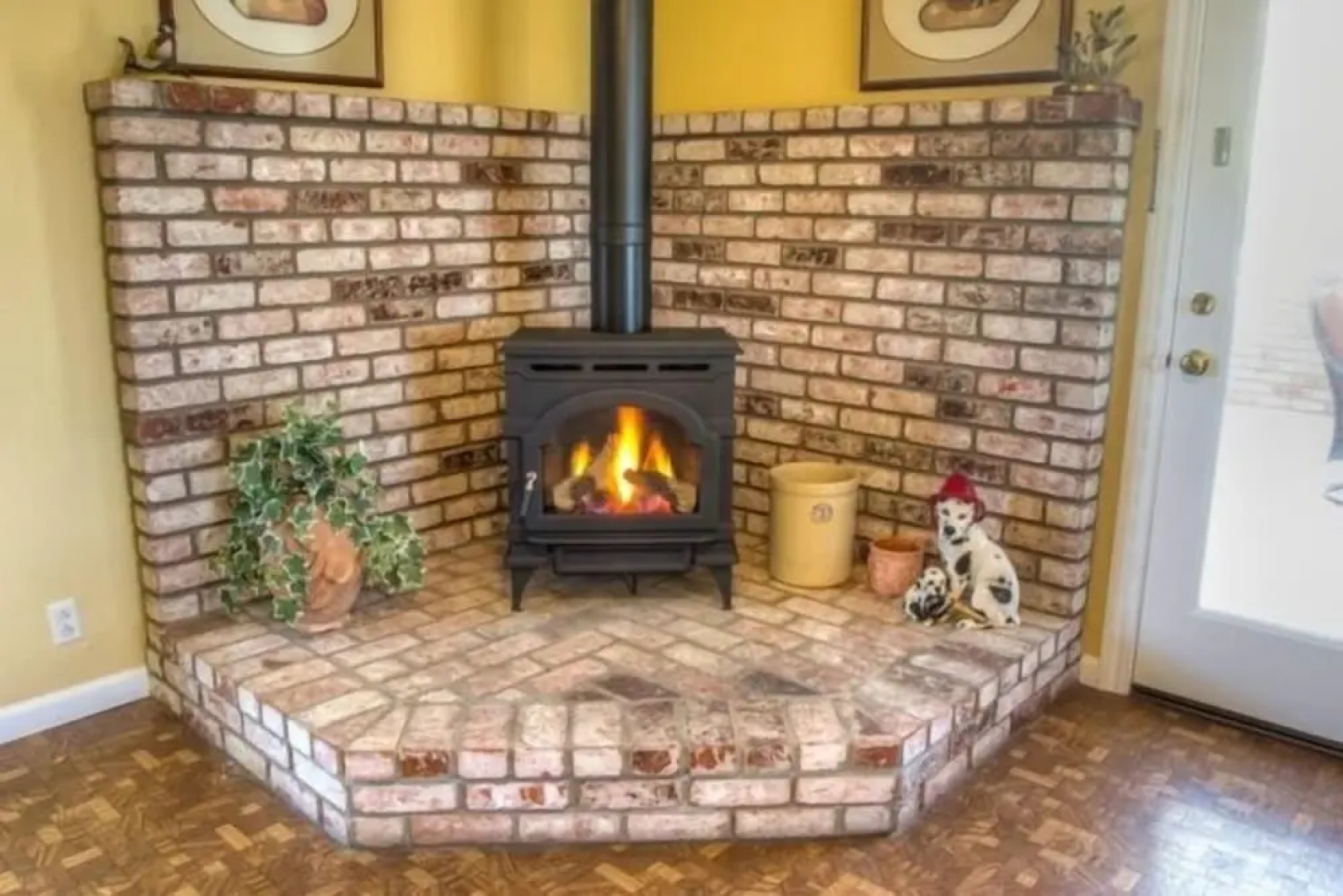 Historic Petaluma Vacation Rental on 1860s Farm!