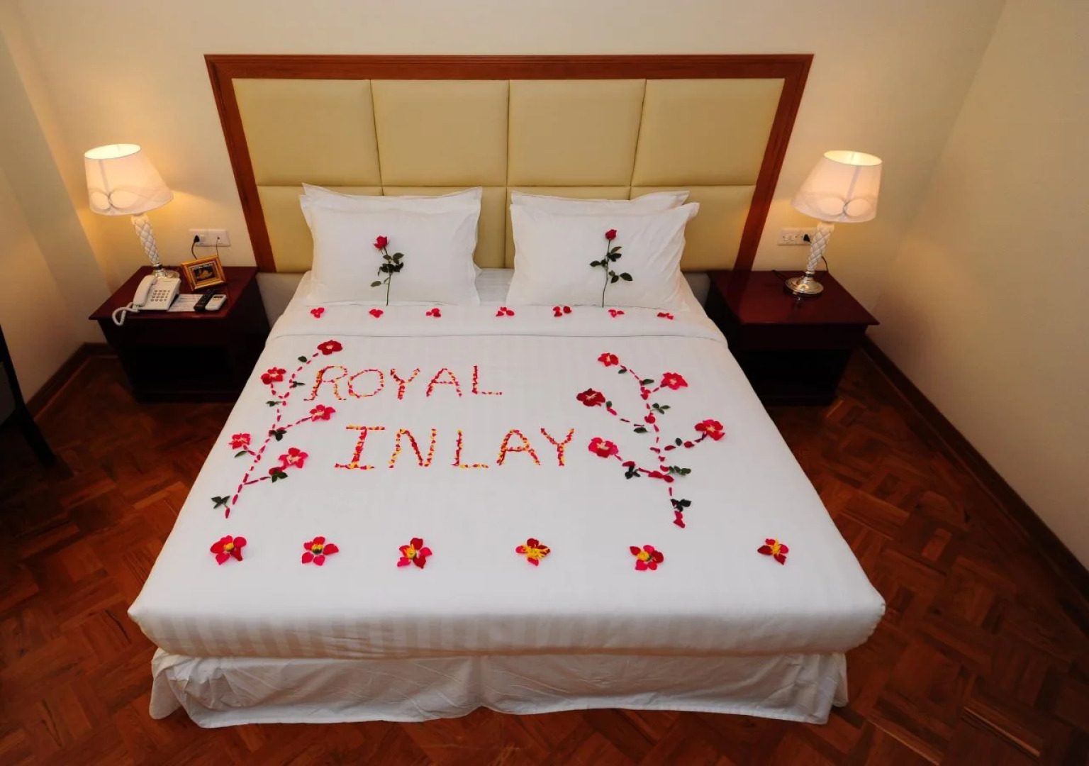 Royal Inlay Hotel