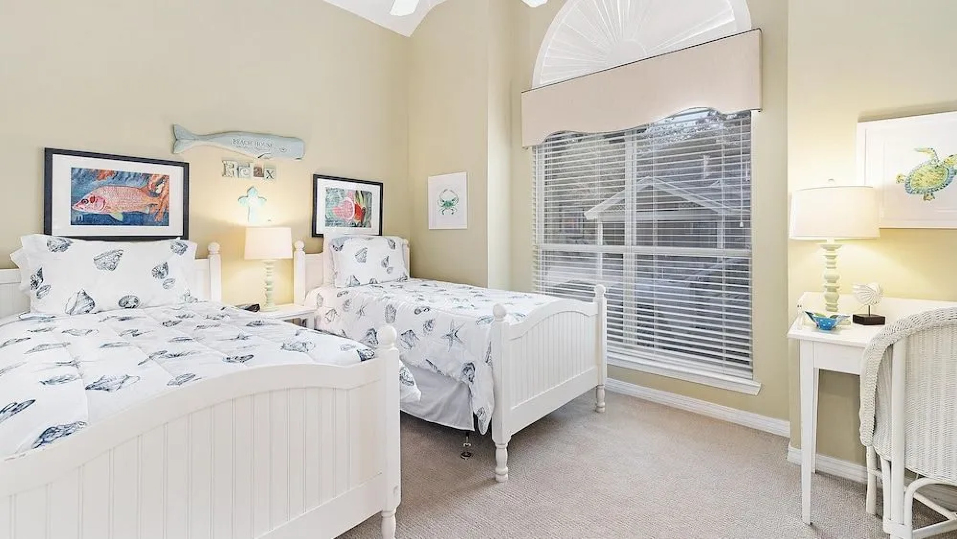 Baypine Cottages 8873