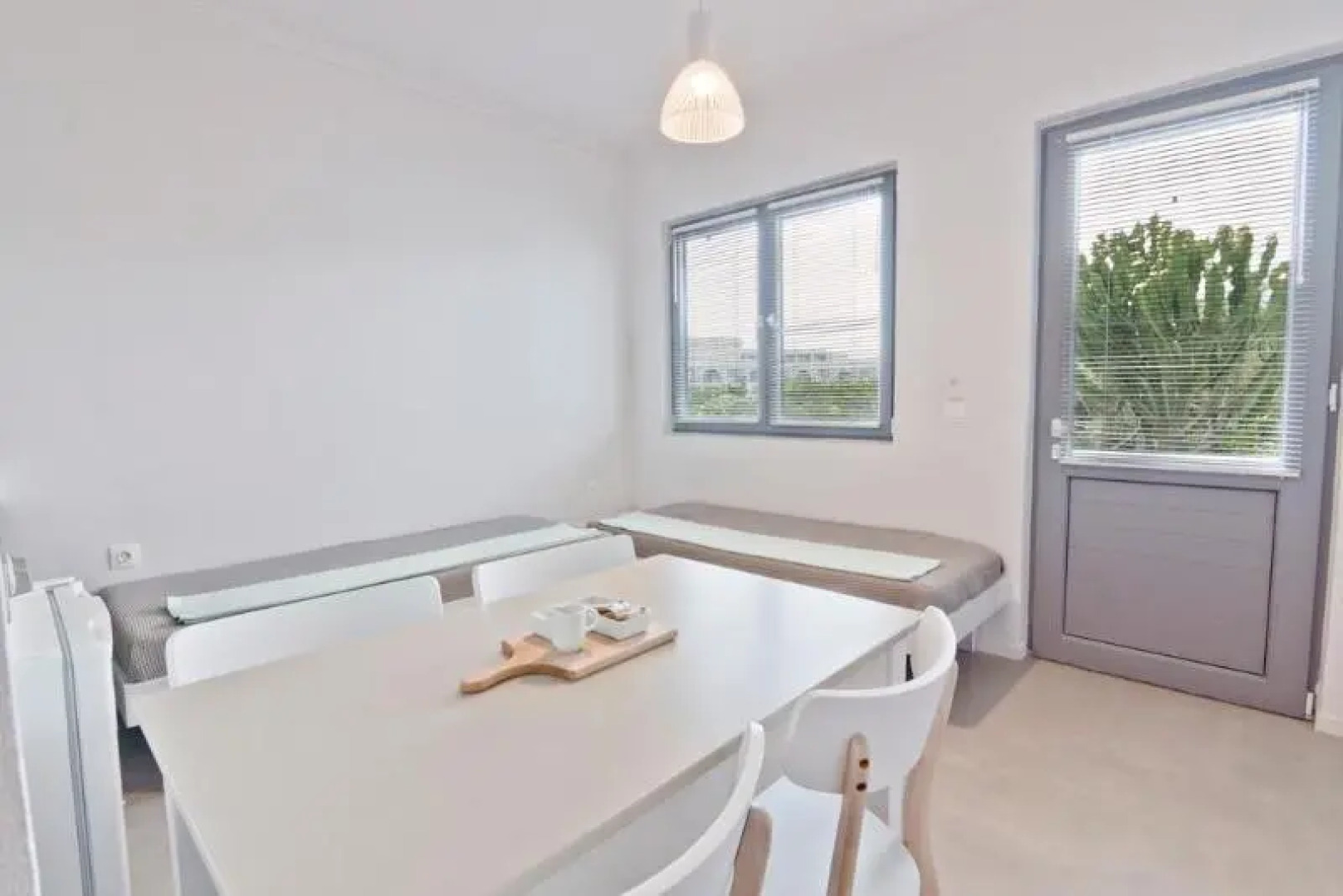 Gregory Peck Beach Break Apartments