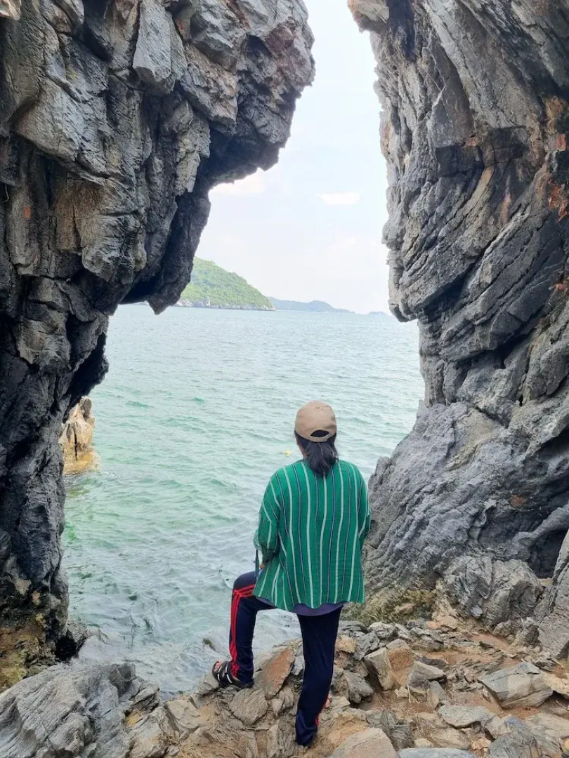 Sawasdee Sichang Resort