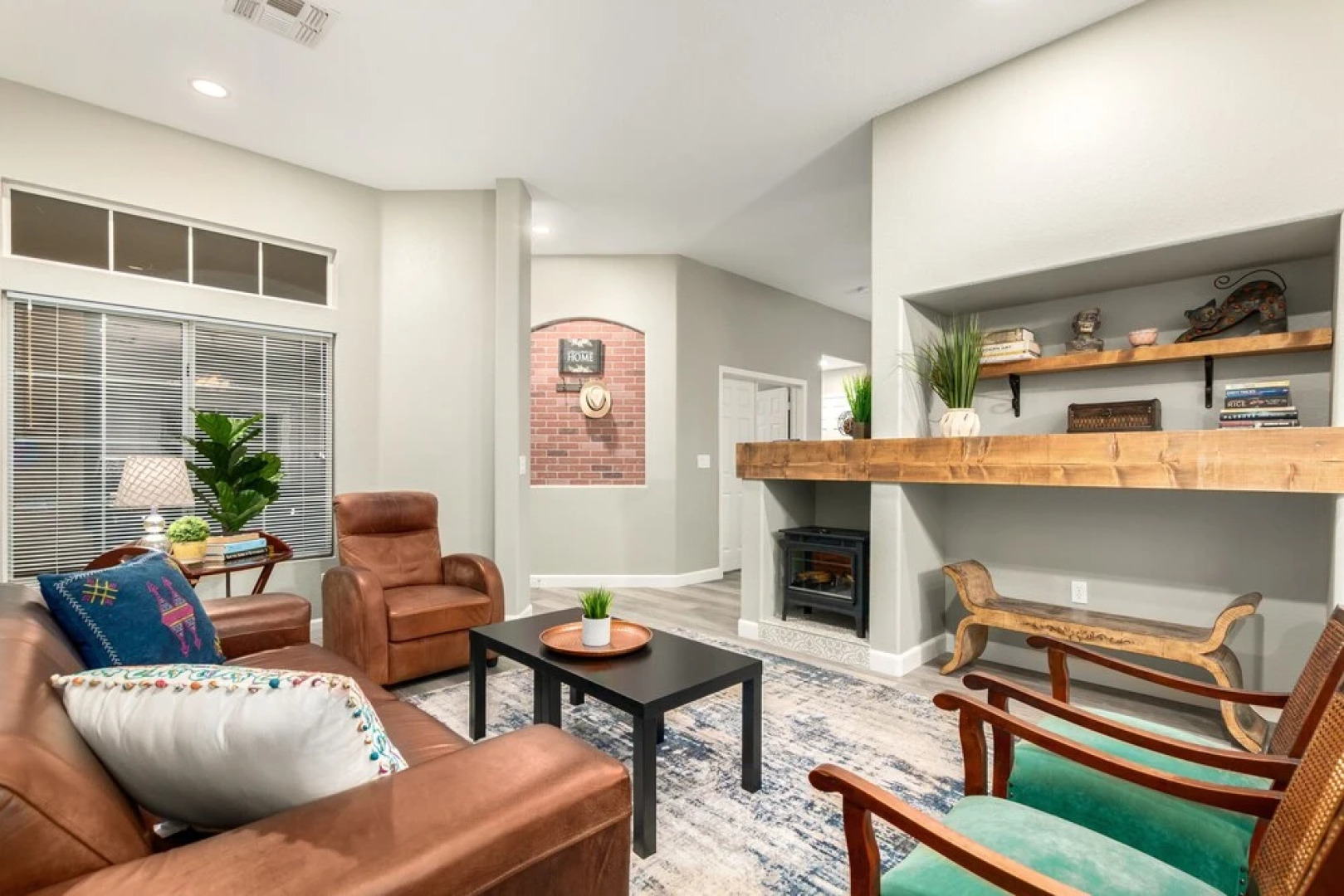 Ivanhoe Gilbert 3 Bedroom Home by RedAwning