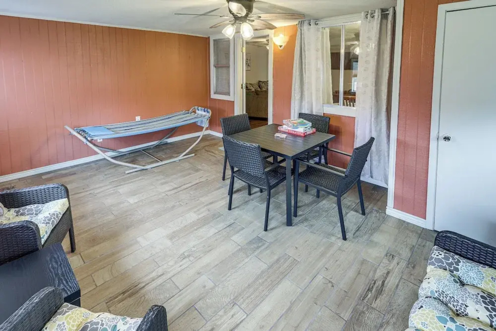 Killeen Home w/ Sunroom ~ 8 Mi to Fort Cavazos!