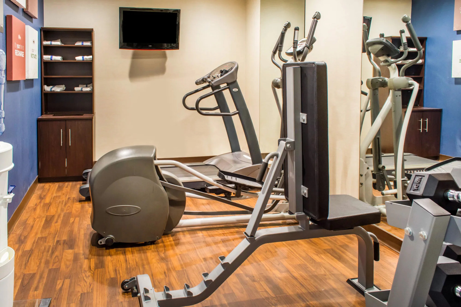 Quality Suites Waldorf