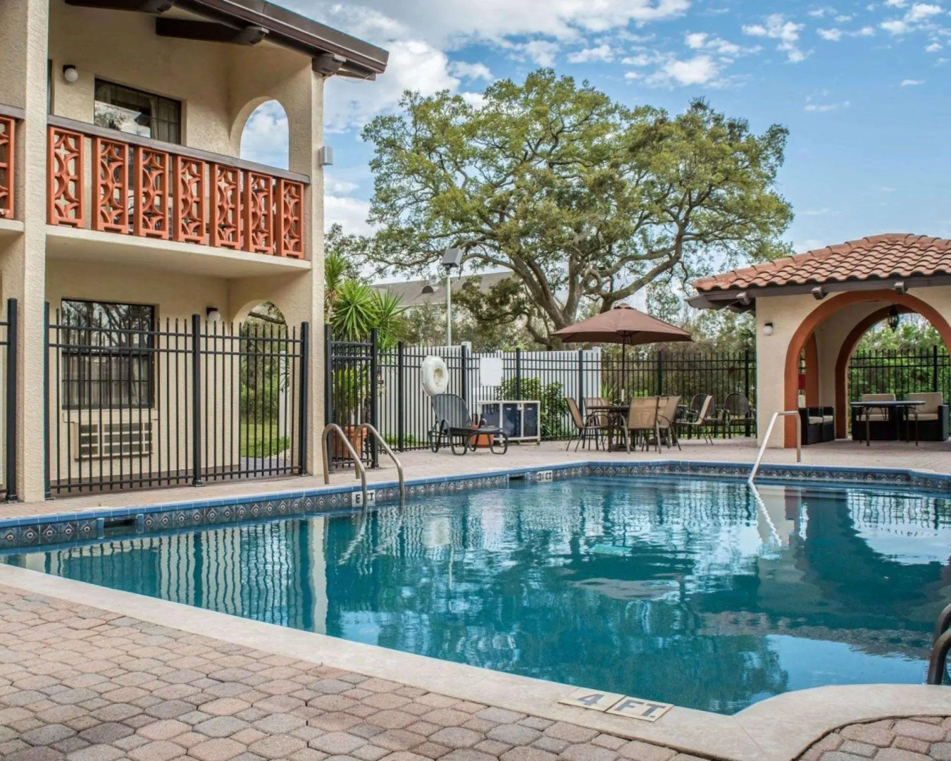 Clarion Pointe Tampa-Brandon Near Fairgrounds and Casino