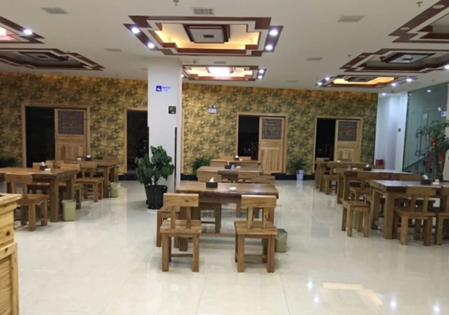 GreenTree Inn Hunan Jishou Longshan Yuelu Avenue Business Hotel