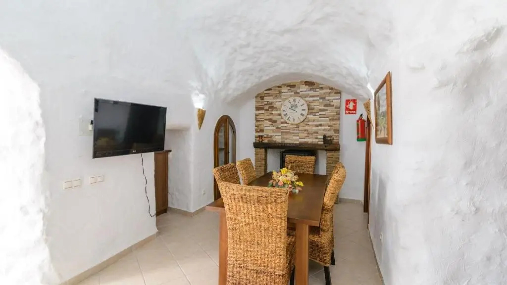 Cuevas El Mirador Pozo Alcon by Ruralidays