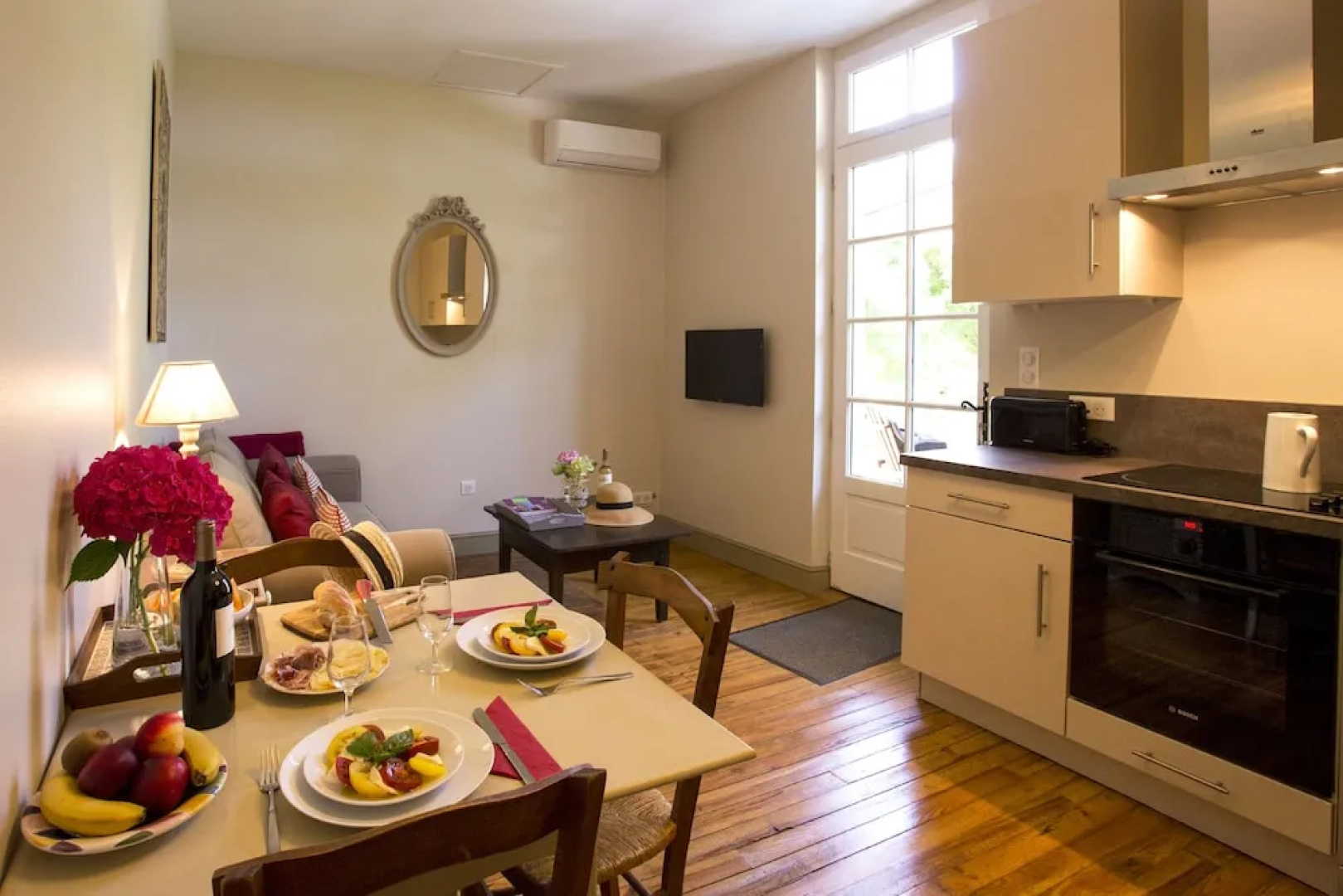 Les Hauts de Condom Appartements Climatisés Venez respirez l'air Gersois Vive le Slowtourisme