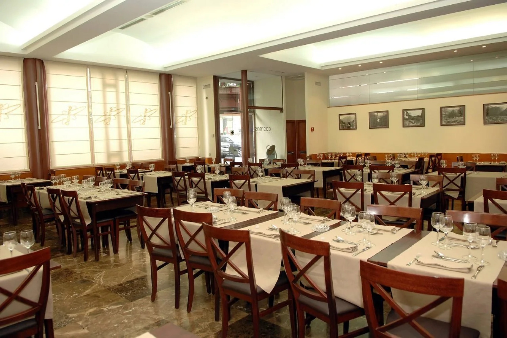 Hotel & Aparthotel Cosmos