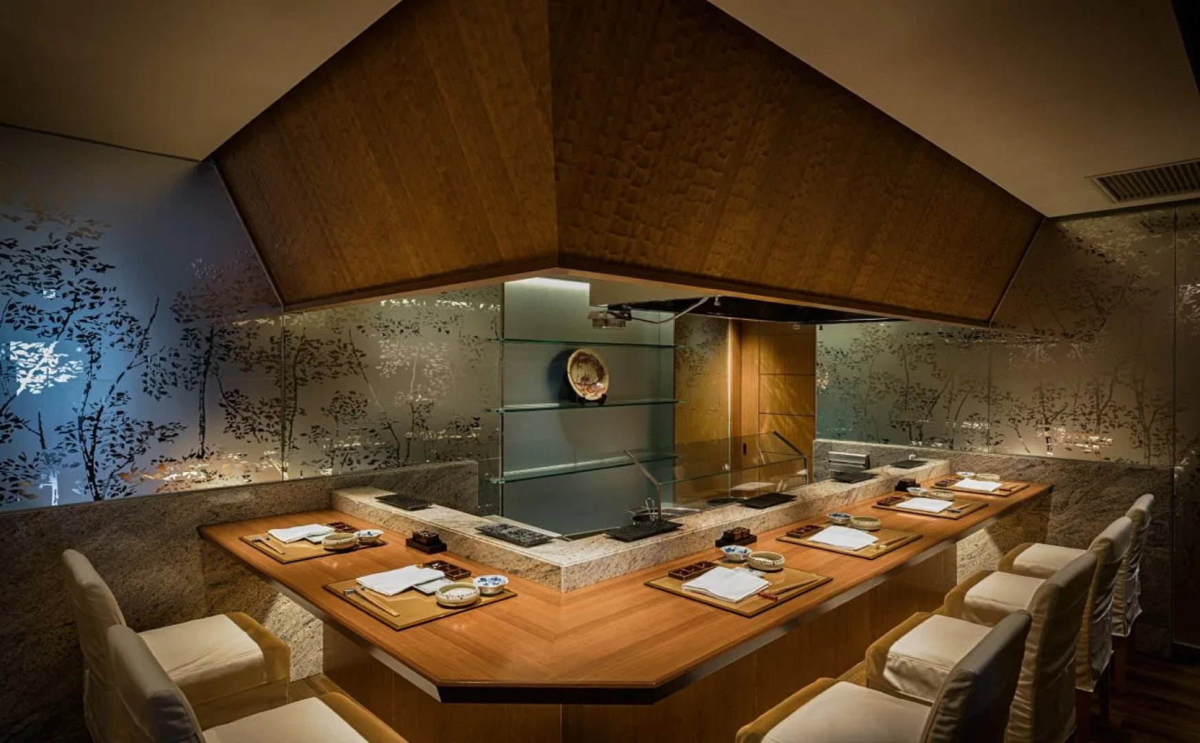 Hotel Shigira Mirage