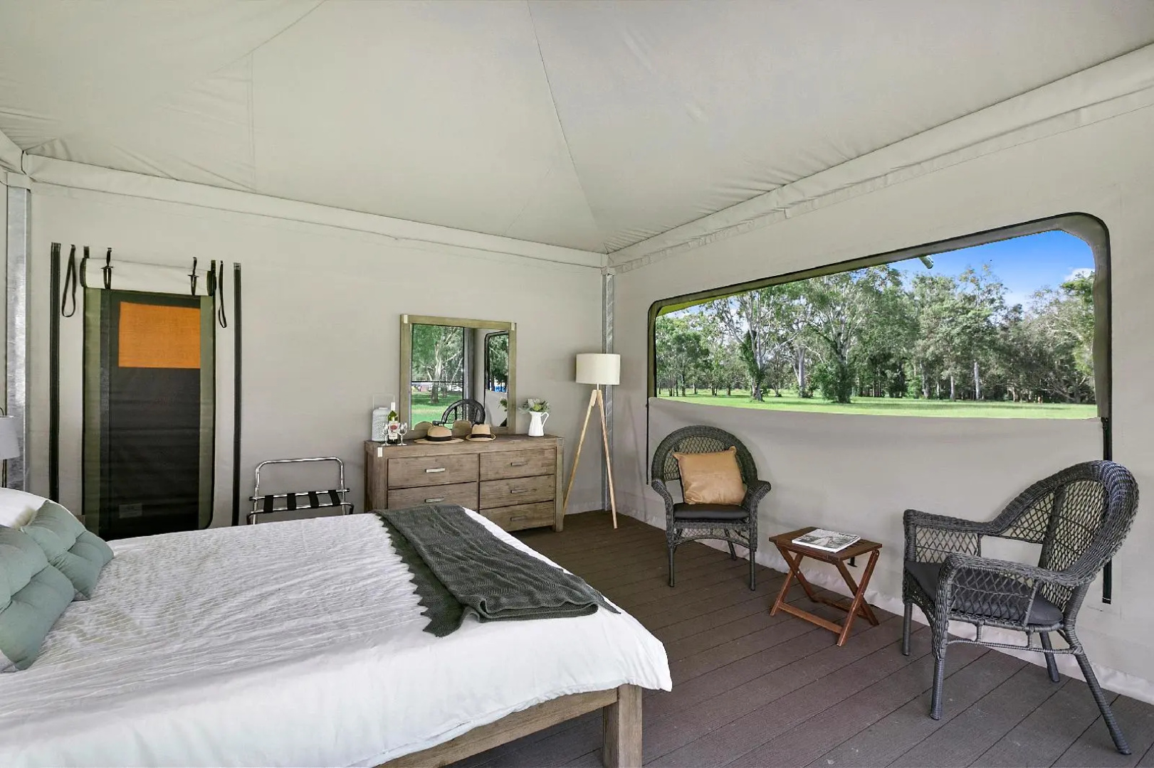 Noosa Habitat Resort B&B