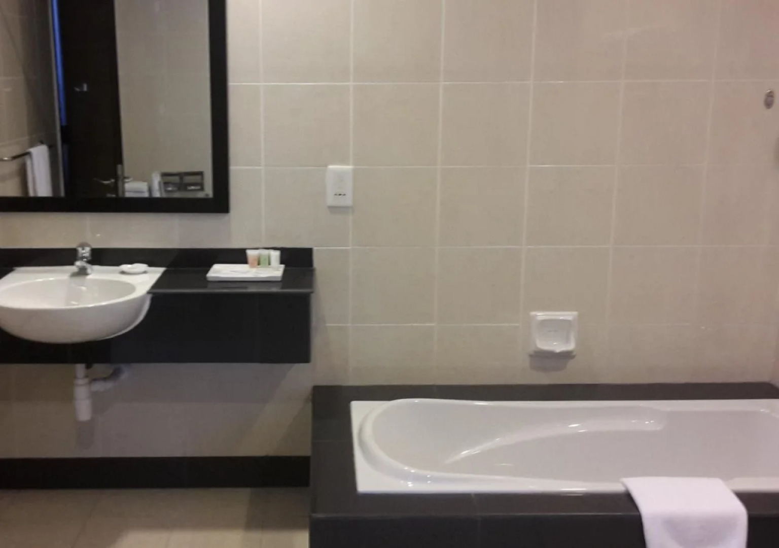 Harbour View Worldwide Hotel