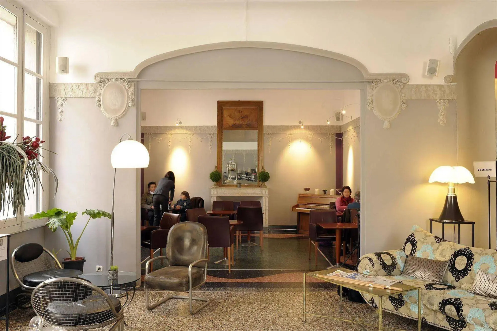 Royal Hotel