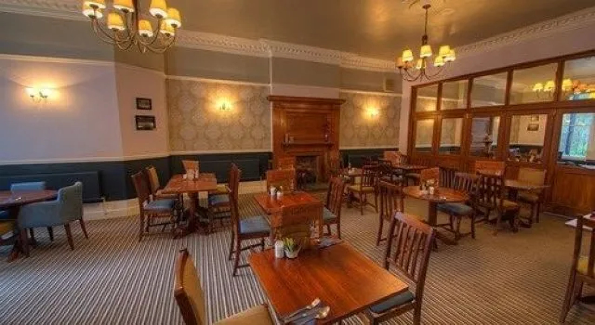 Gwesty Ty Gorsaf Hotel