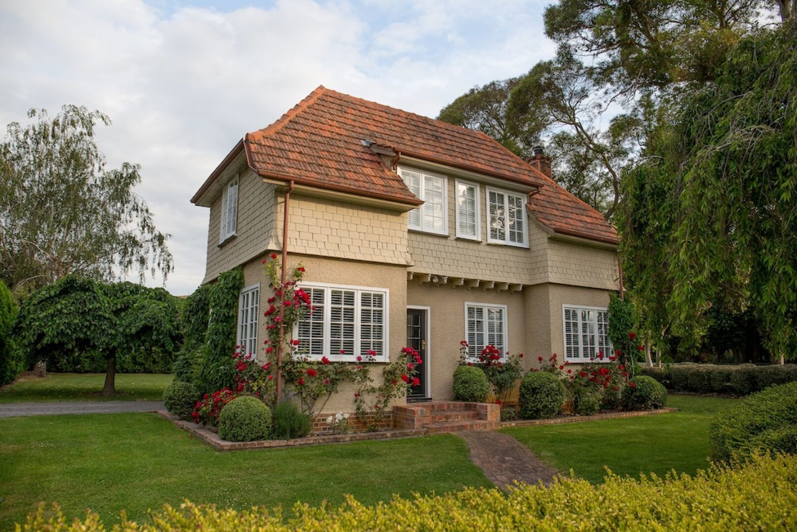 Gatehouse Mana Lodge