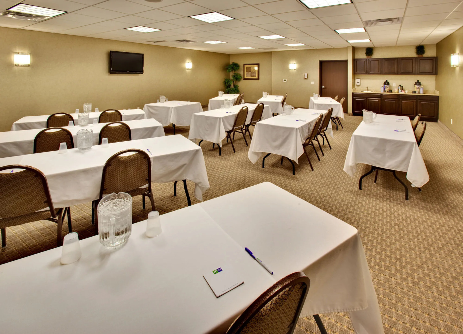 Holiday Inn Express Hotel & Suites Council Bluffs - Conv Ctr by IHG