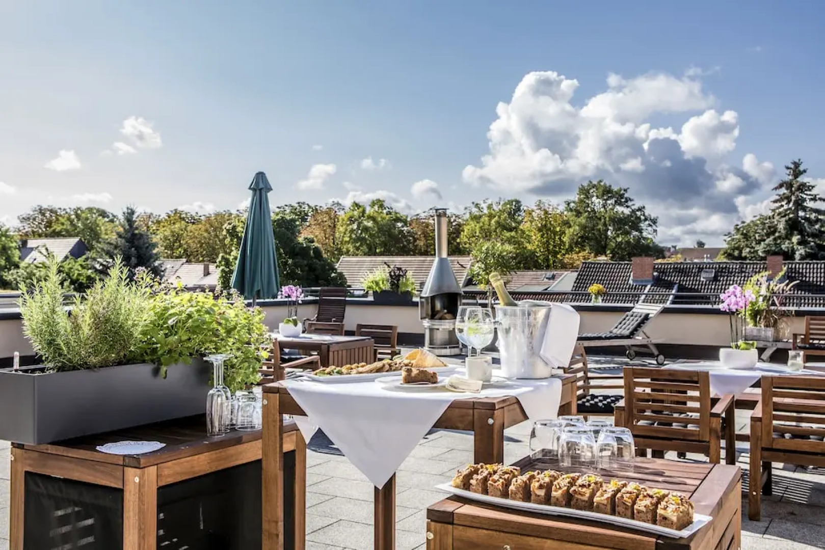 HausRheinsberg Hotel am See