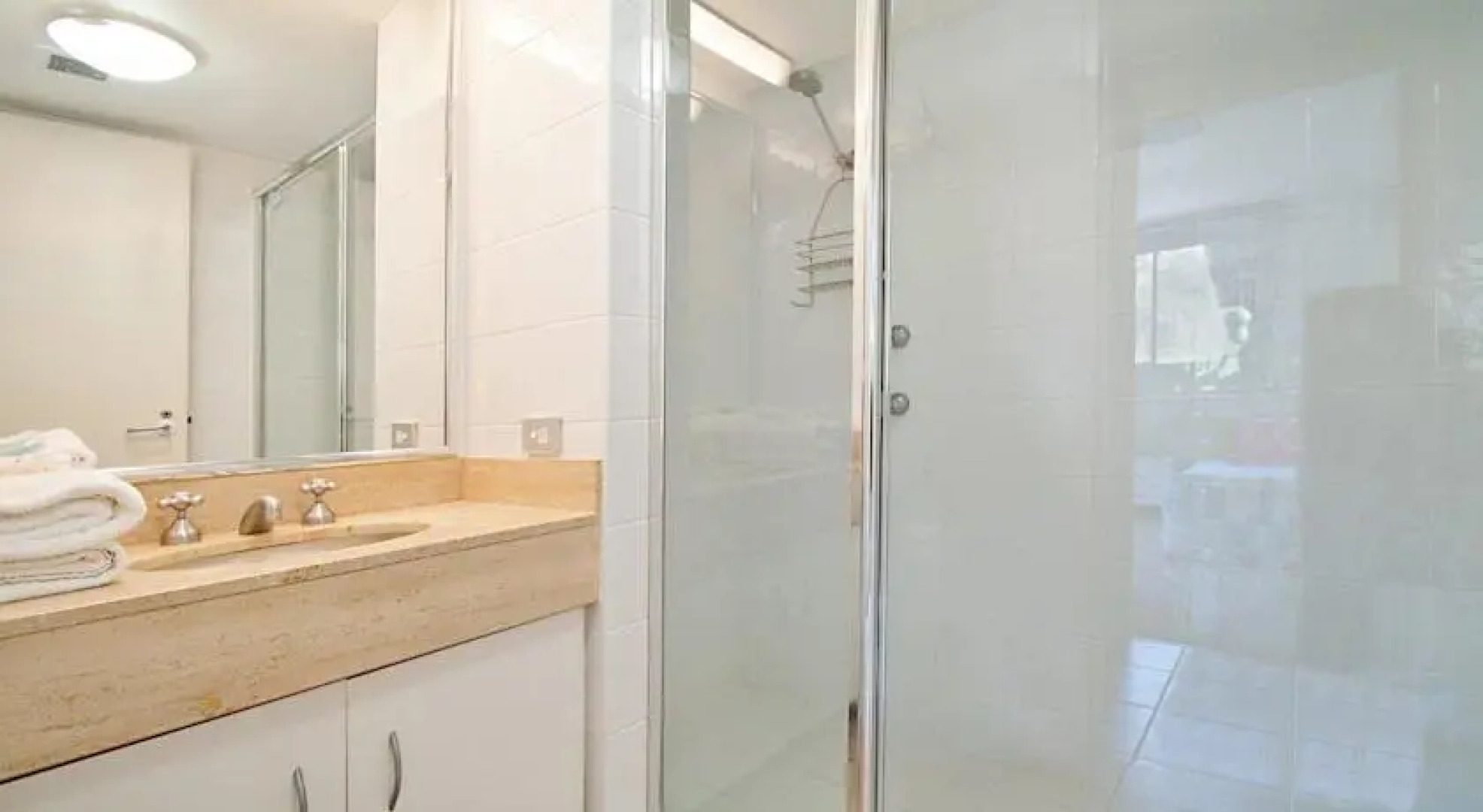 Breakfree Noosa International