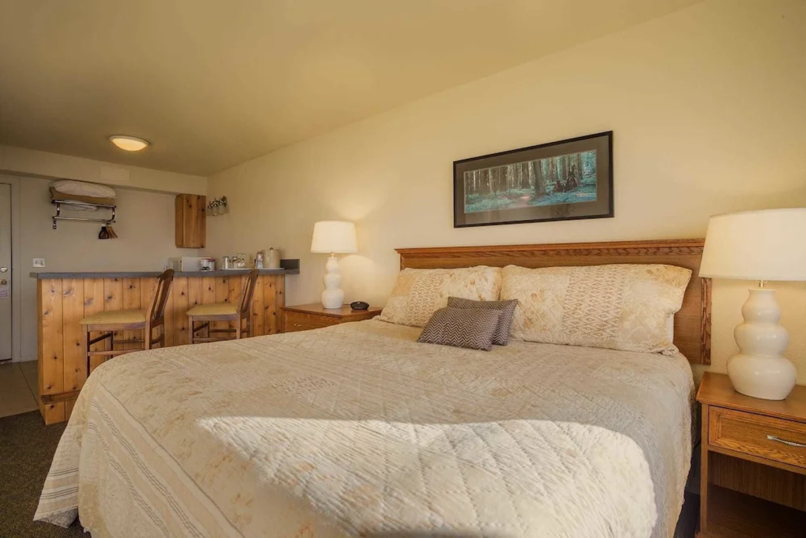 Inn Of The Lost Coast