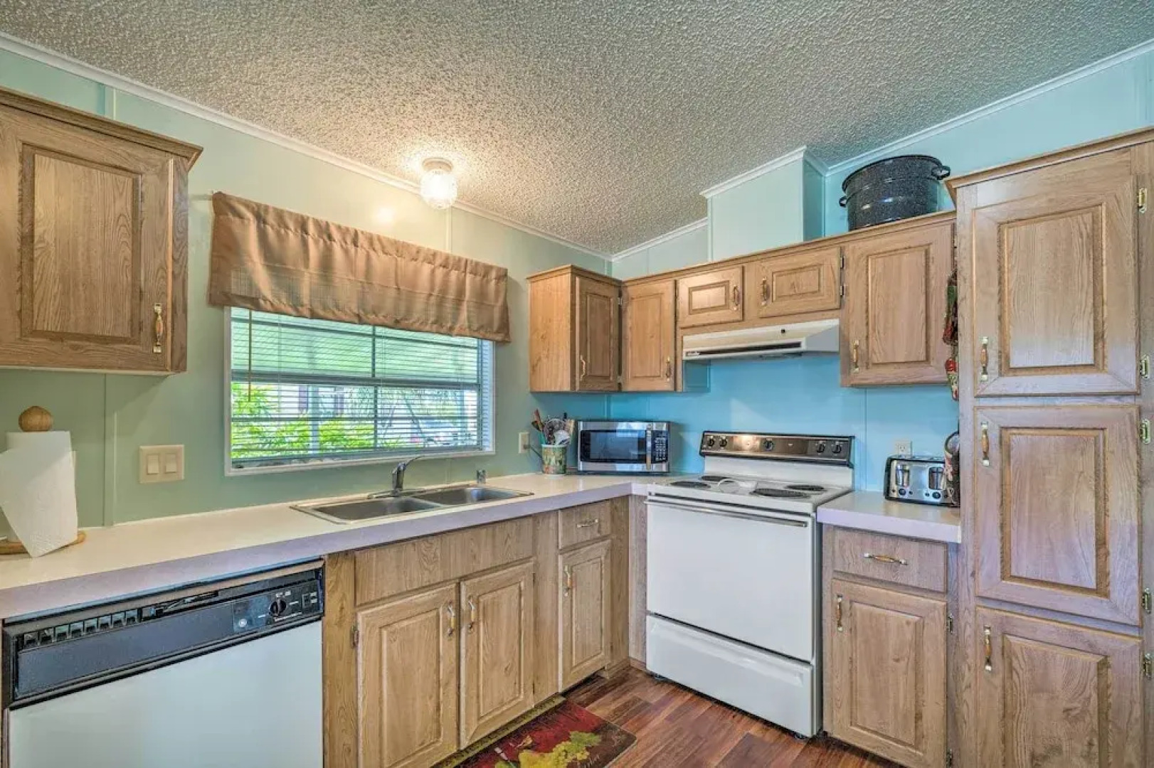 Angler's Getaway: Homosassa Home w/ Boat Dock!