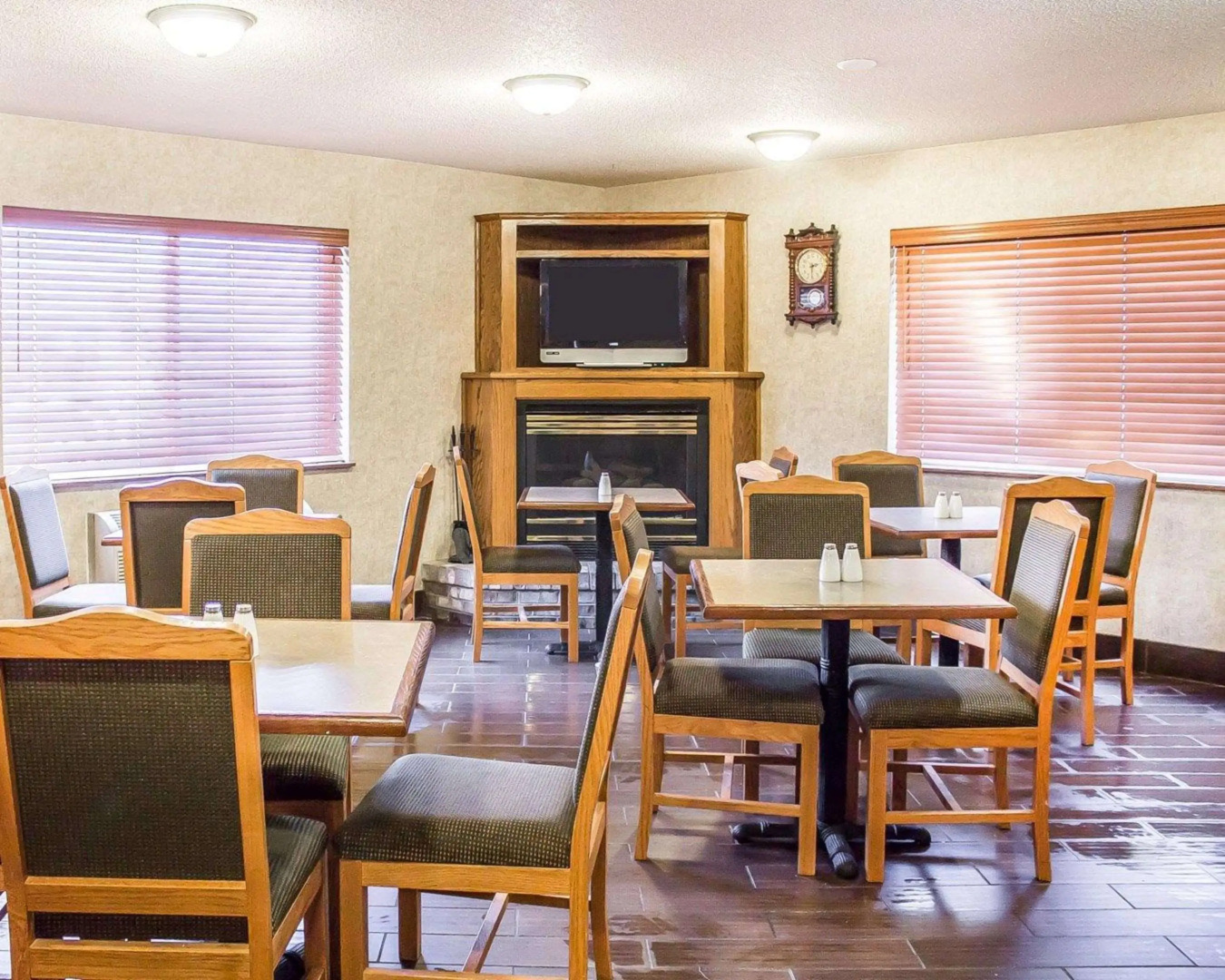 Quality Inn & Suites Sturgeon Bay