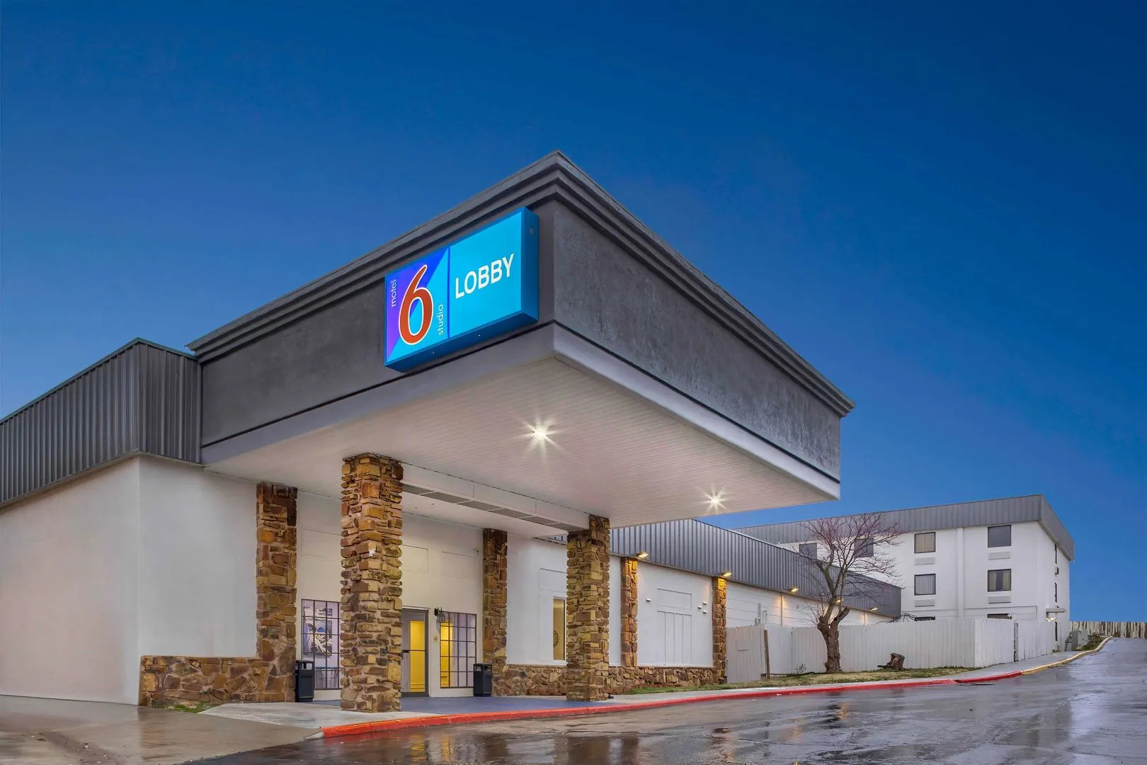 Studio 6 Bartlesville, OK